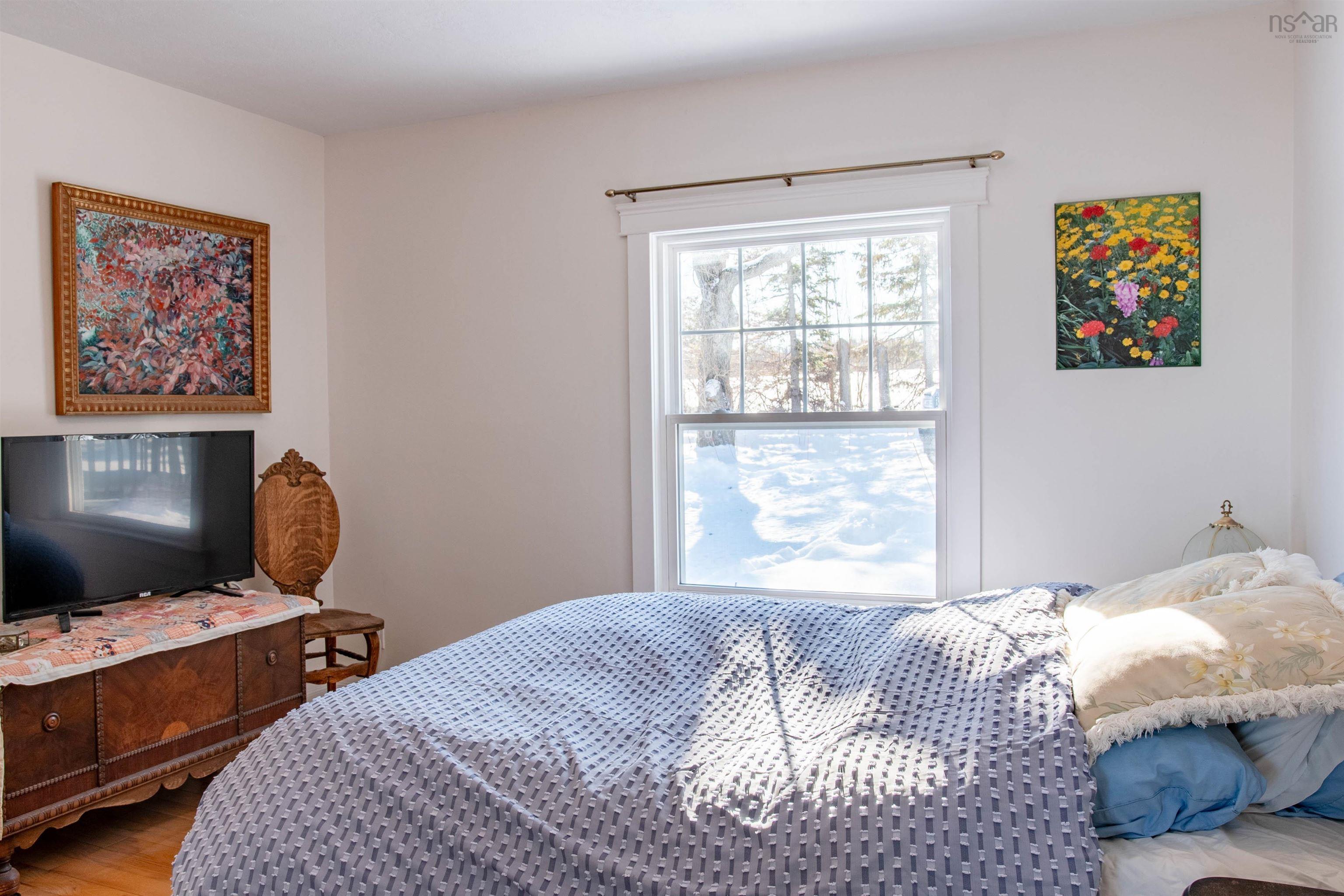 $625,000.00: 1407 North Shore Road, North Shore