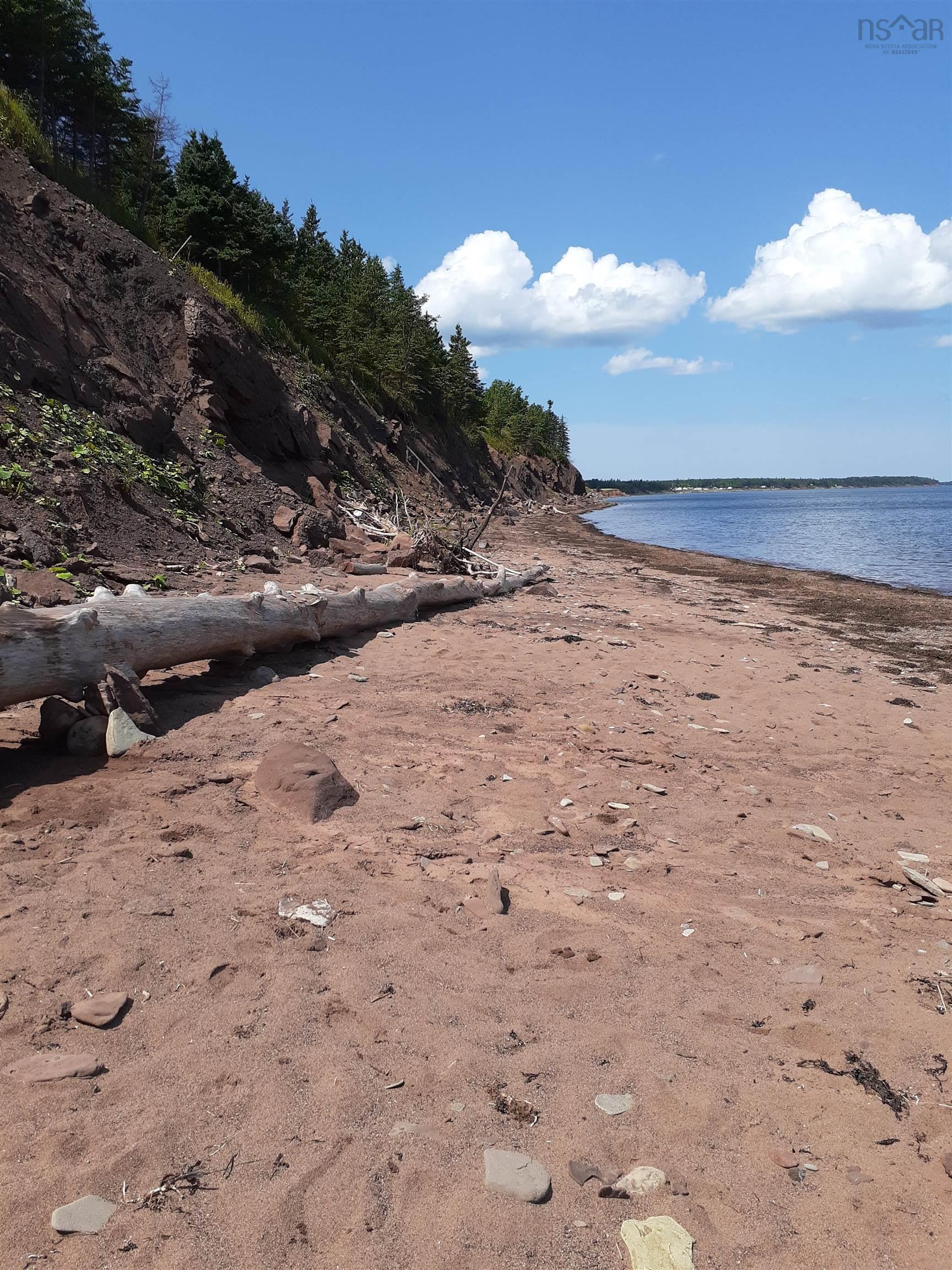 $625,000.00: 1407 North Shore Road, North Shore