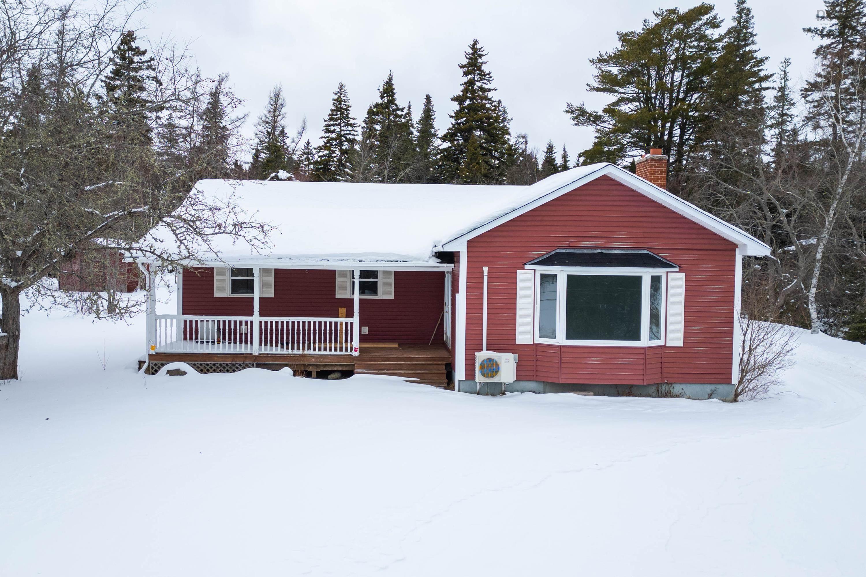 $329,900.00: 8675 Highway 2, Southampton