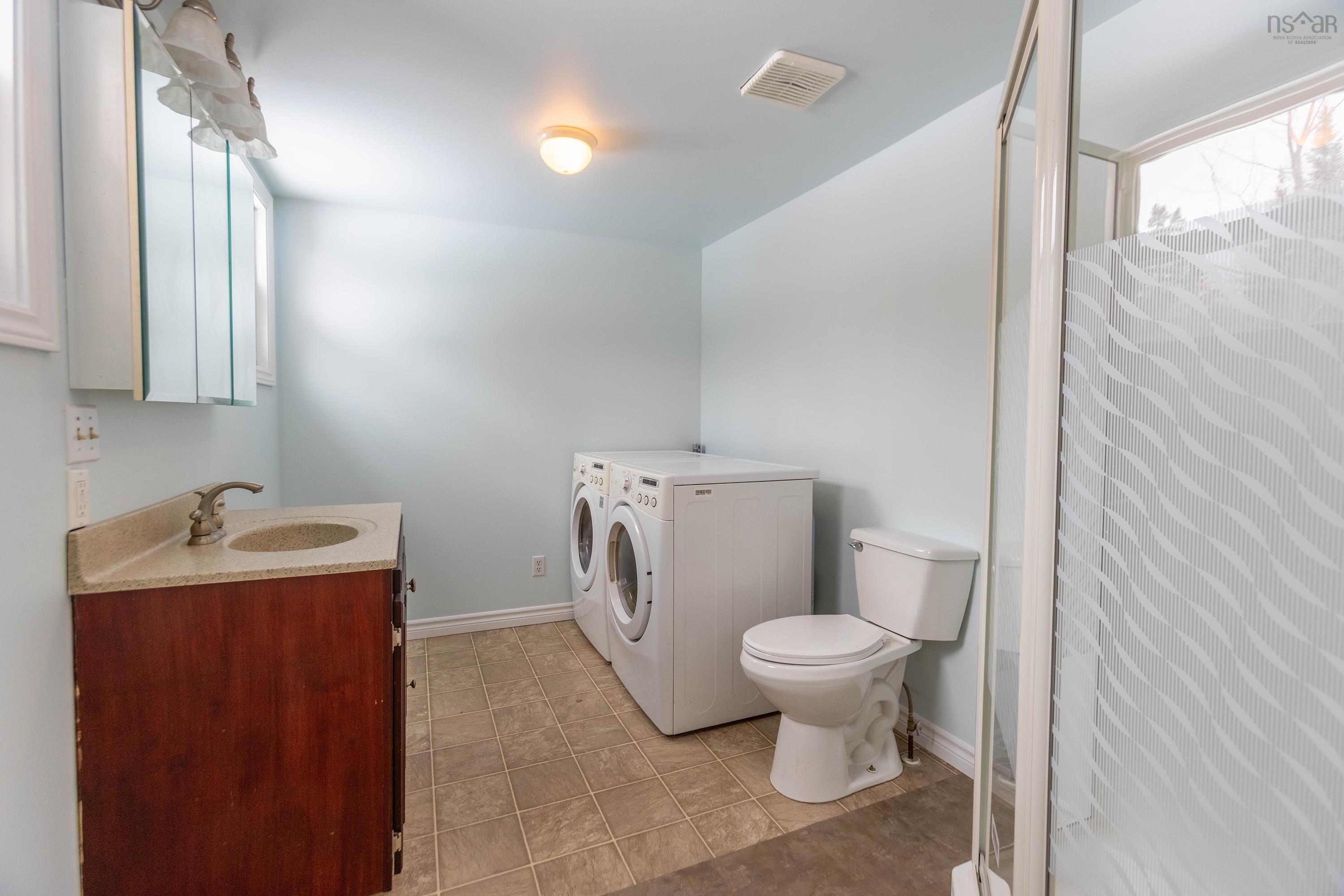 $329,900.00: 8675 Highway 2, Southampton