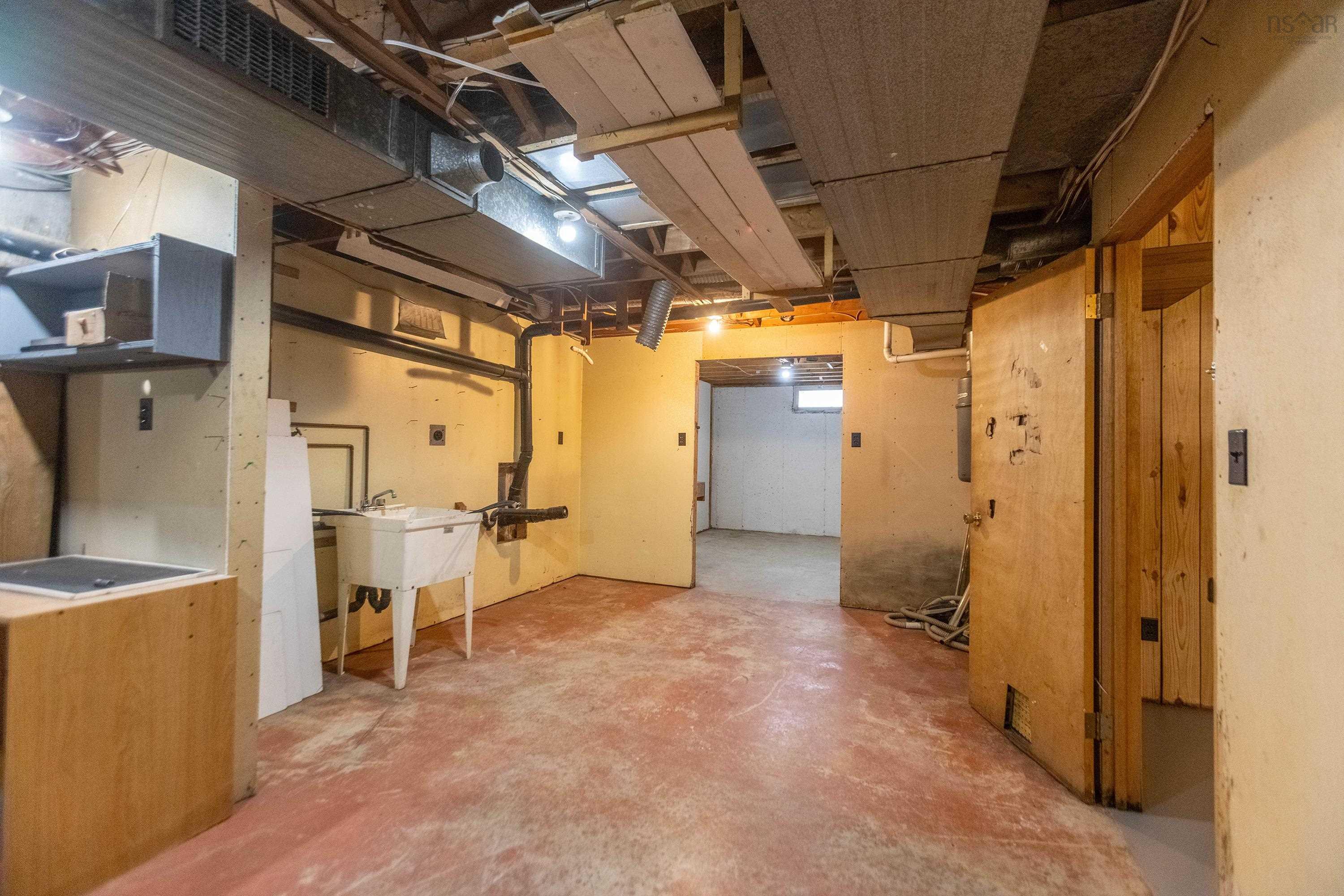 $329,900.00: 8675 Highway 2, Southampton