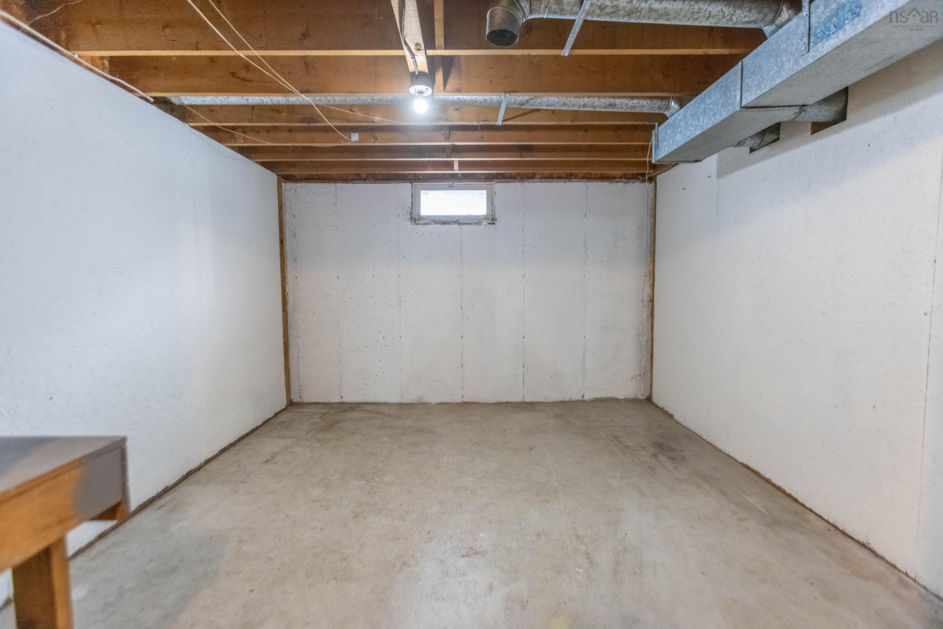 $329,900.00: 8675 Highway 2, Southampton