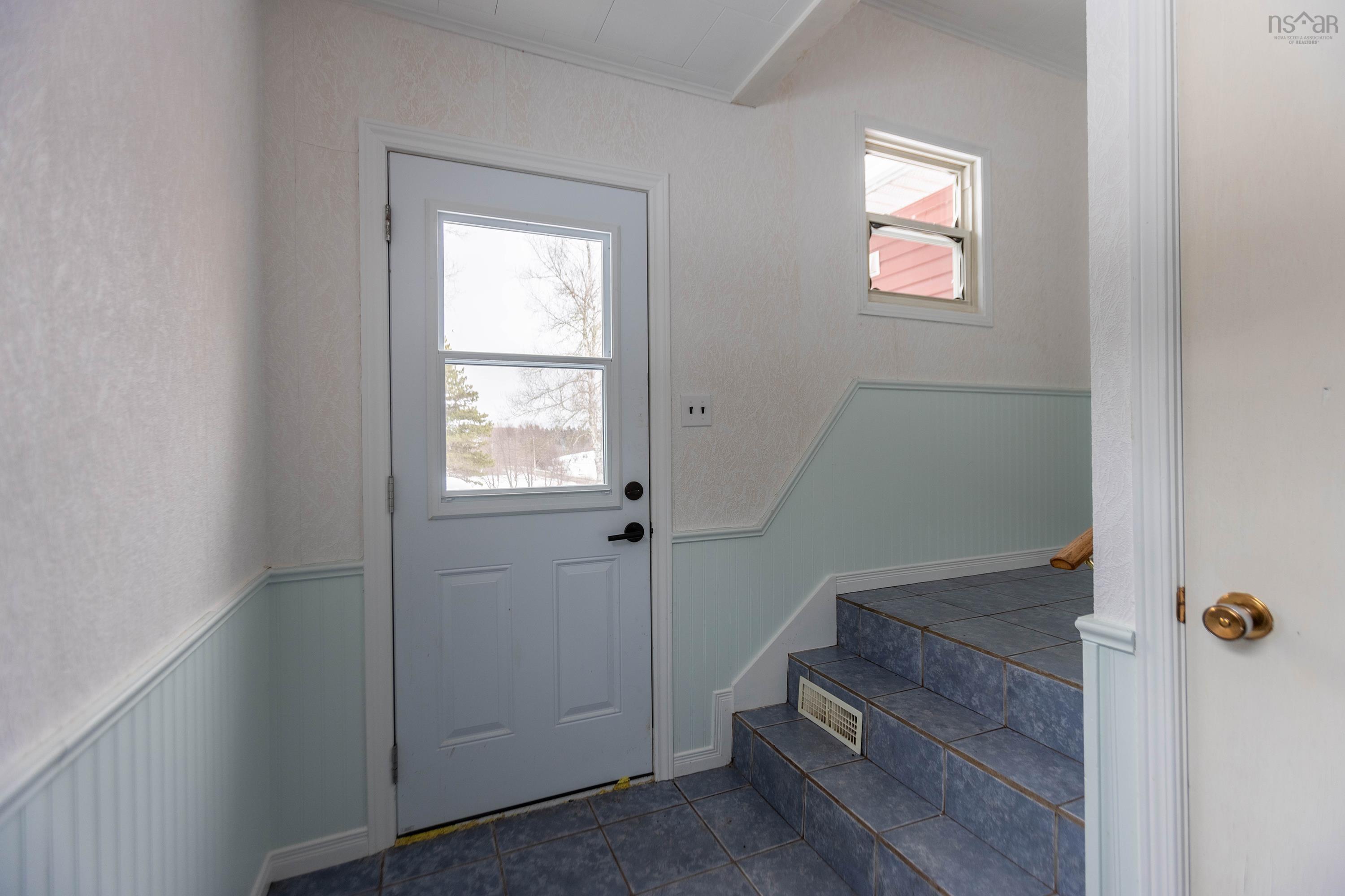 $329,900.00: 8675 Highway 2, Southampton