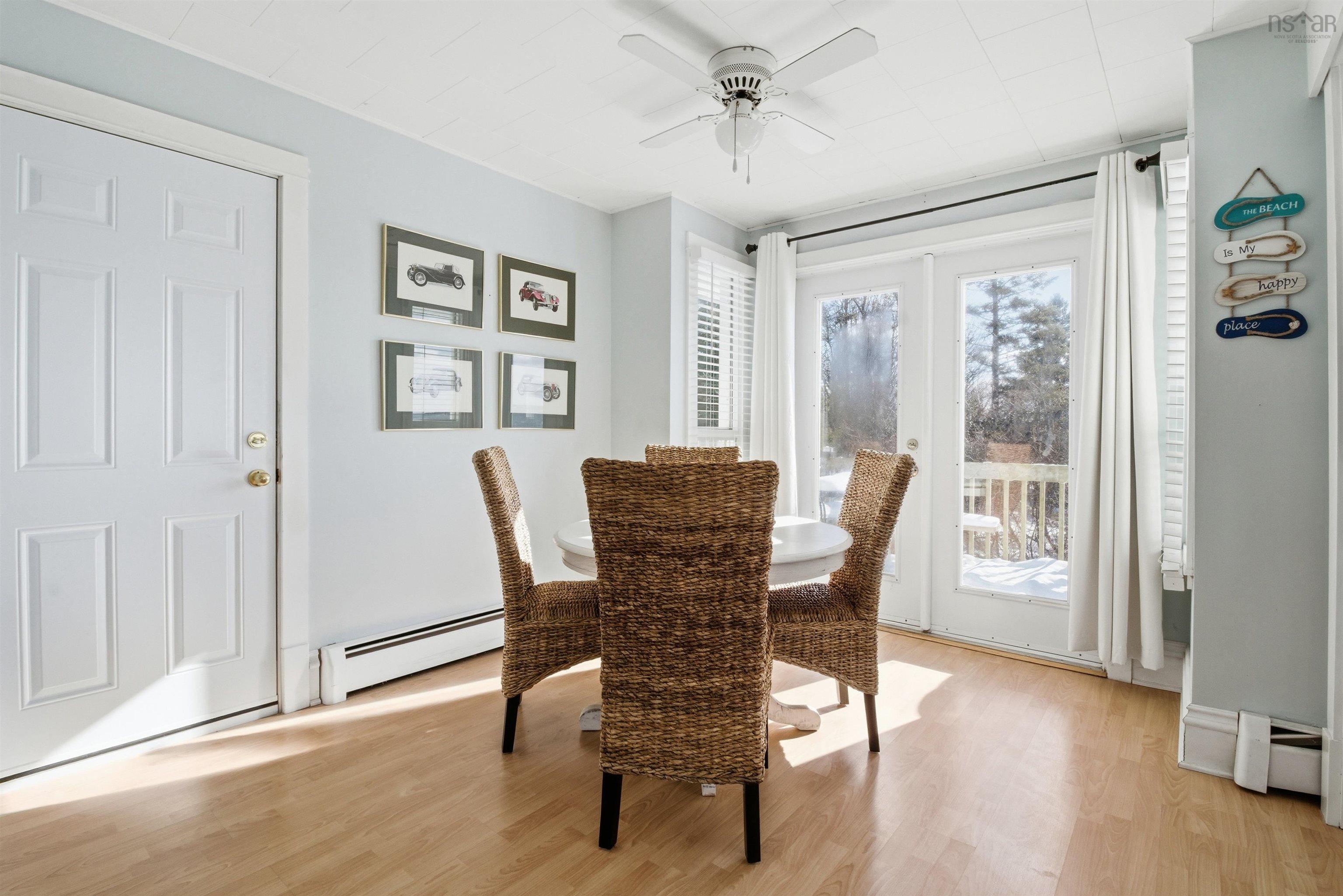 $524,900.00: 5324 329 Highway, Blandford