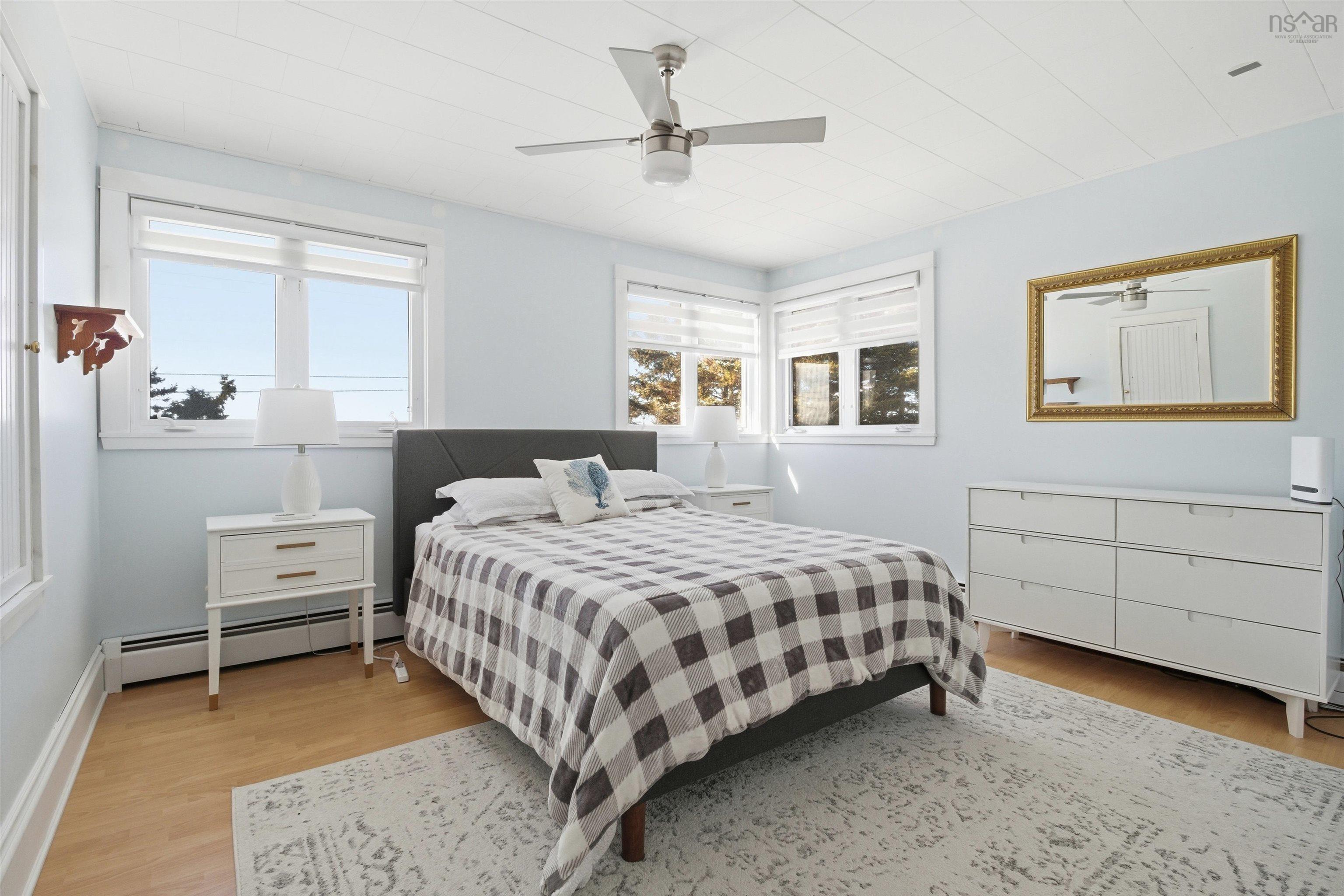 $524,900.00: 5324 329 Highway, Blandford