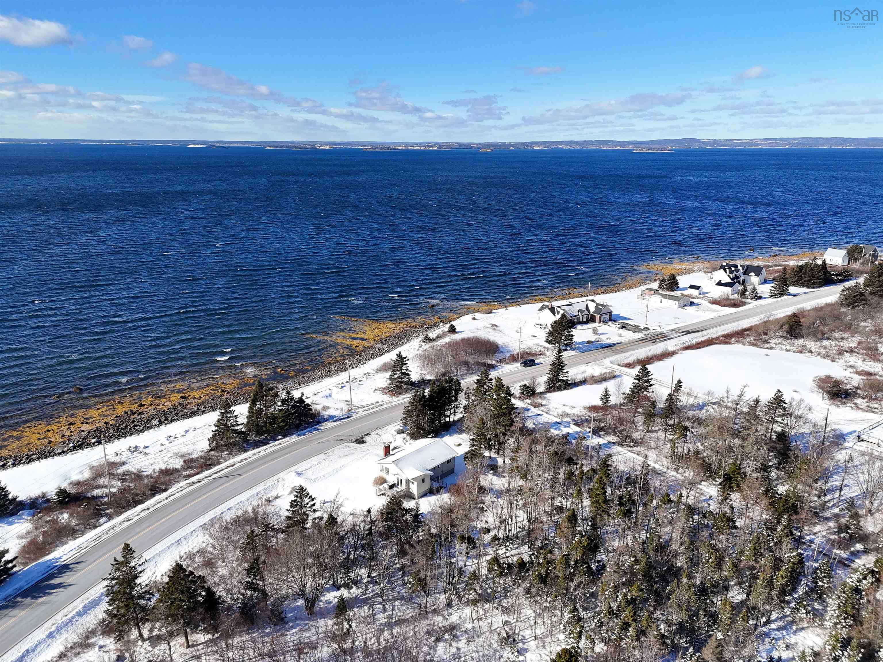 $524,900.00: 5324 329 Highway, Blandford