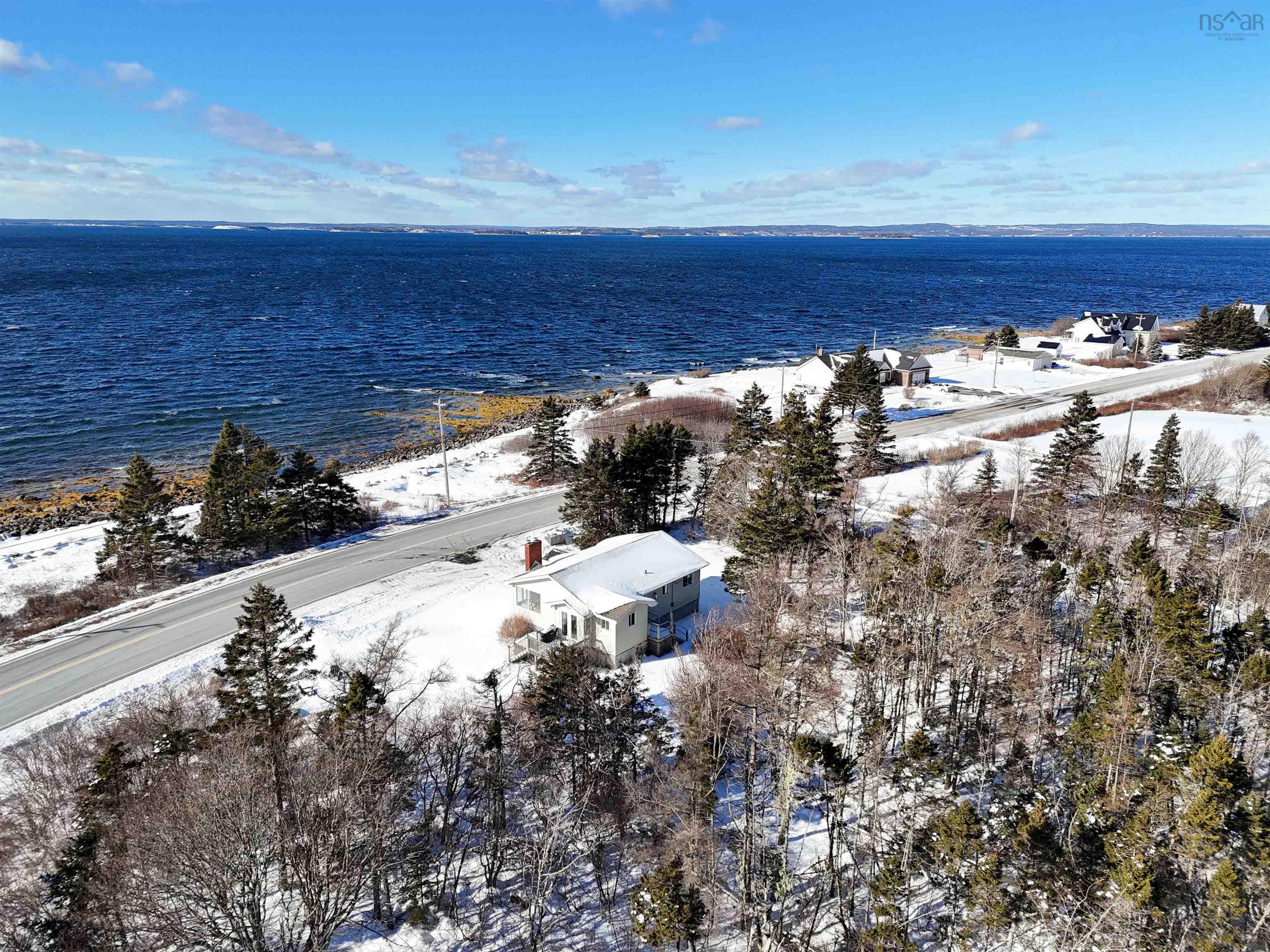 $524,900.00: 5324 329 Highway, Blandford