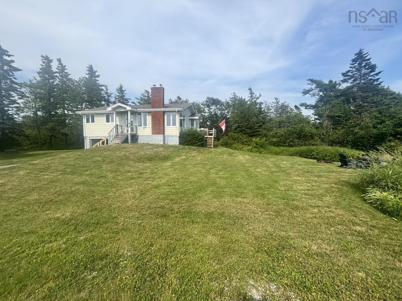 $524,900.00: 5324 329 Highway, Blandford