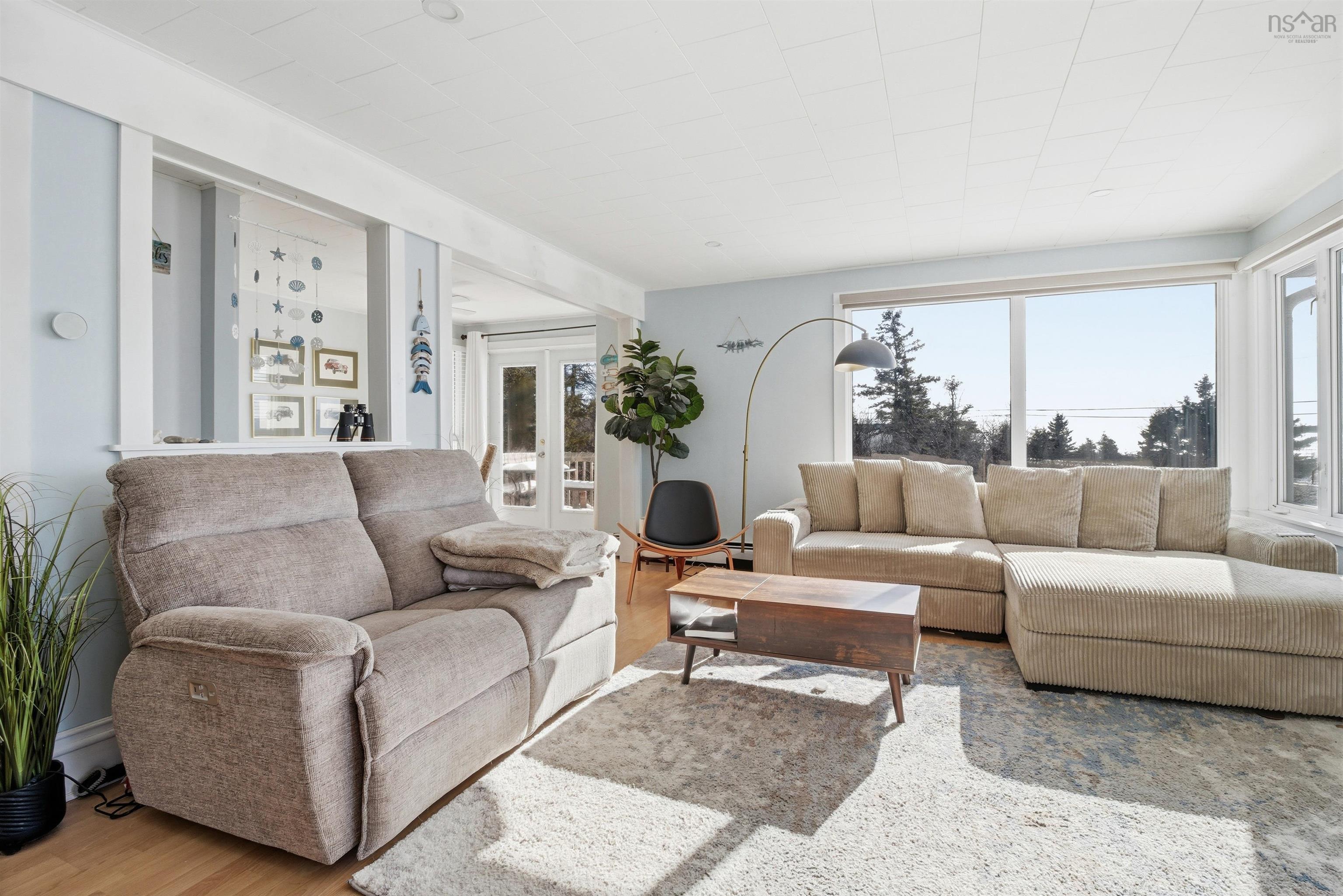 $524,900.00: 5324 329 Highway, Blandford