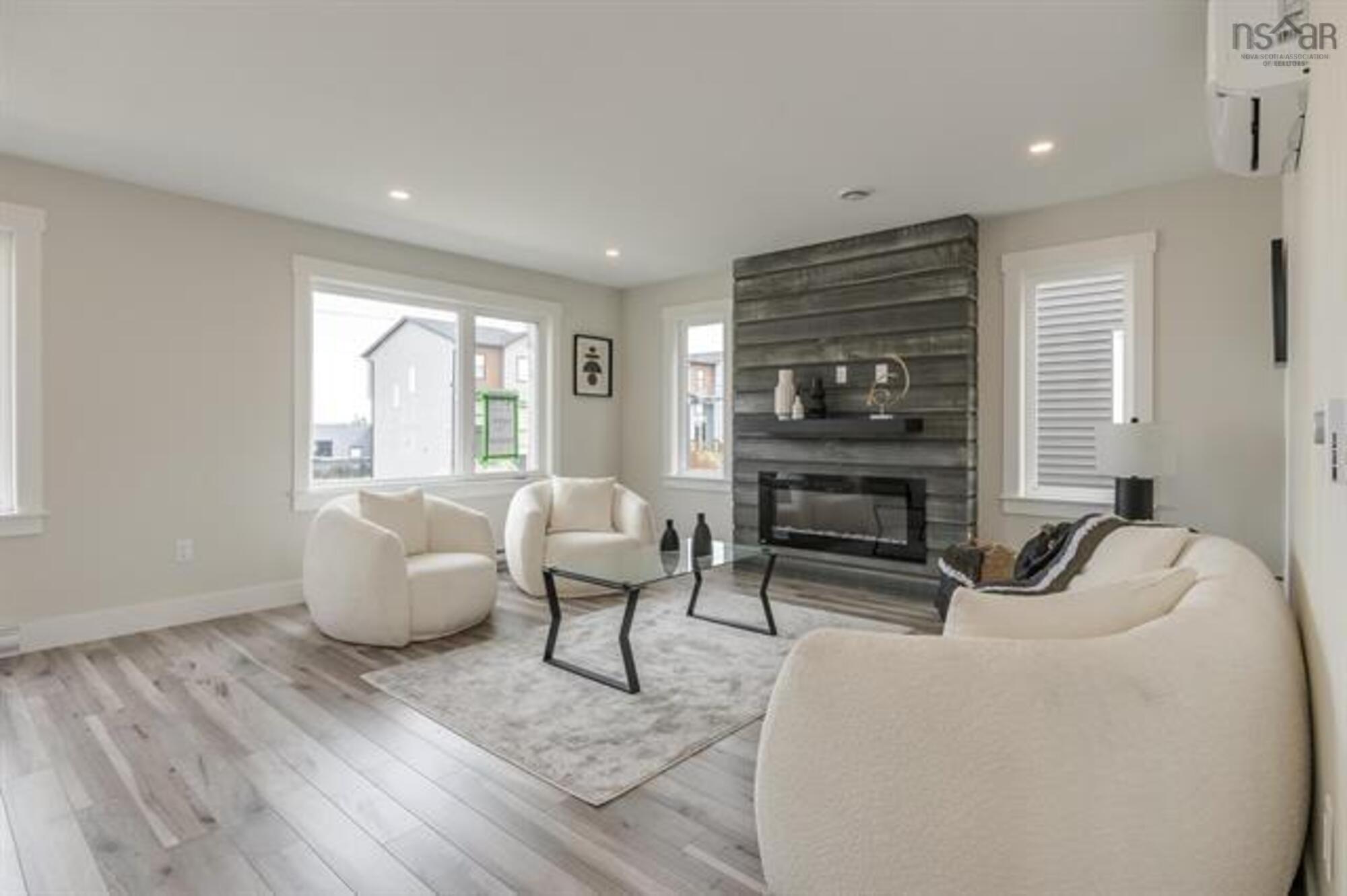 $689,900.00: 3017 16 Zeppelin Crescent, Beechville