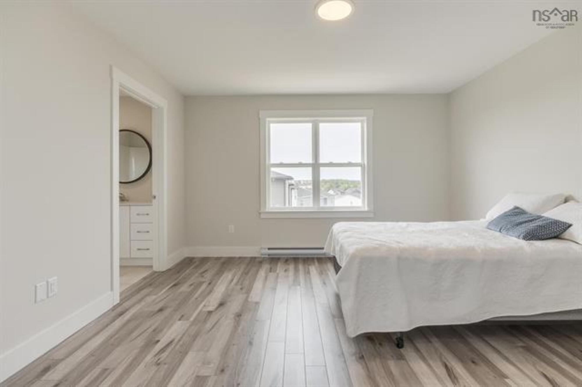 $689,900.00: 3017 16 Zeppelin Crescent, Beechville