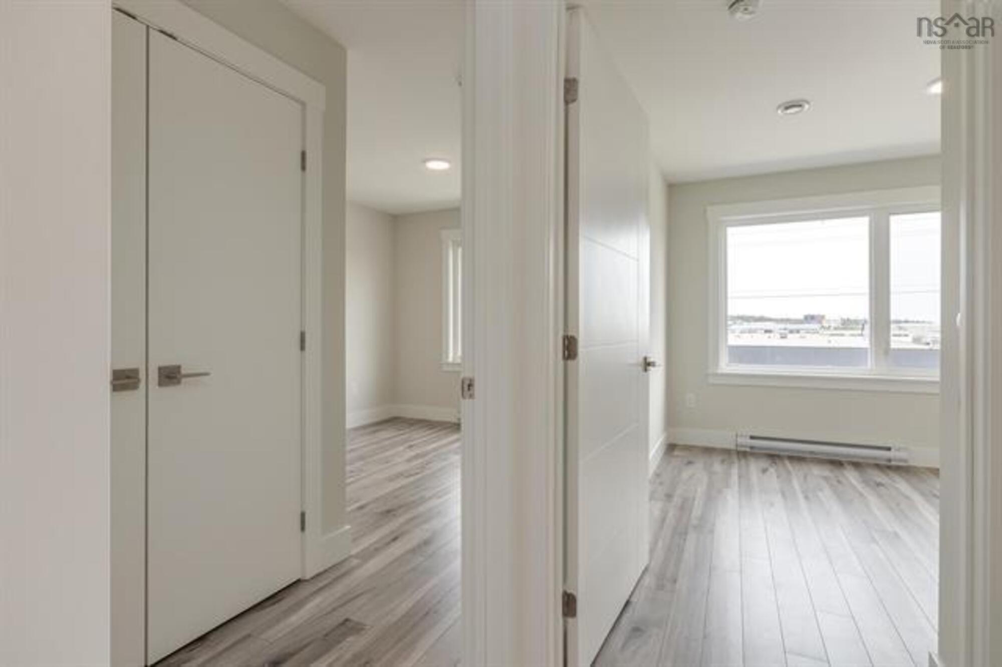 $689,900.00: 3017 16 Zeppelin Crescent, Beechville