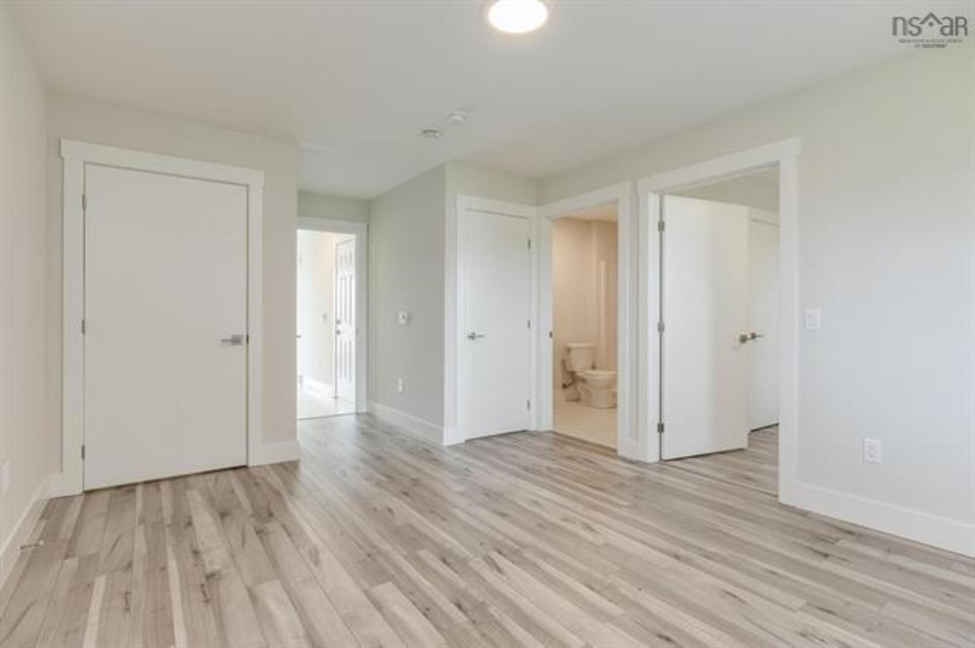 $689,900.00: 3017 16 Zeppelin Crescent, Beechville