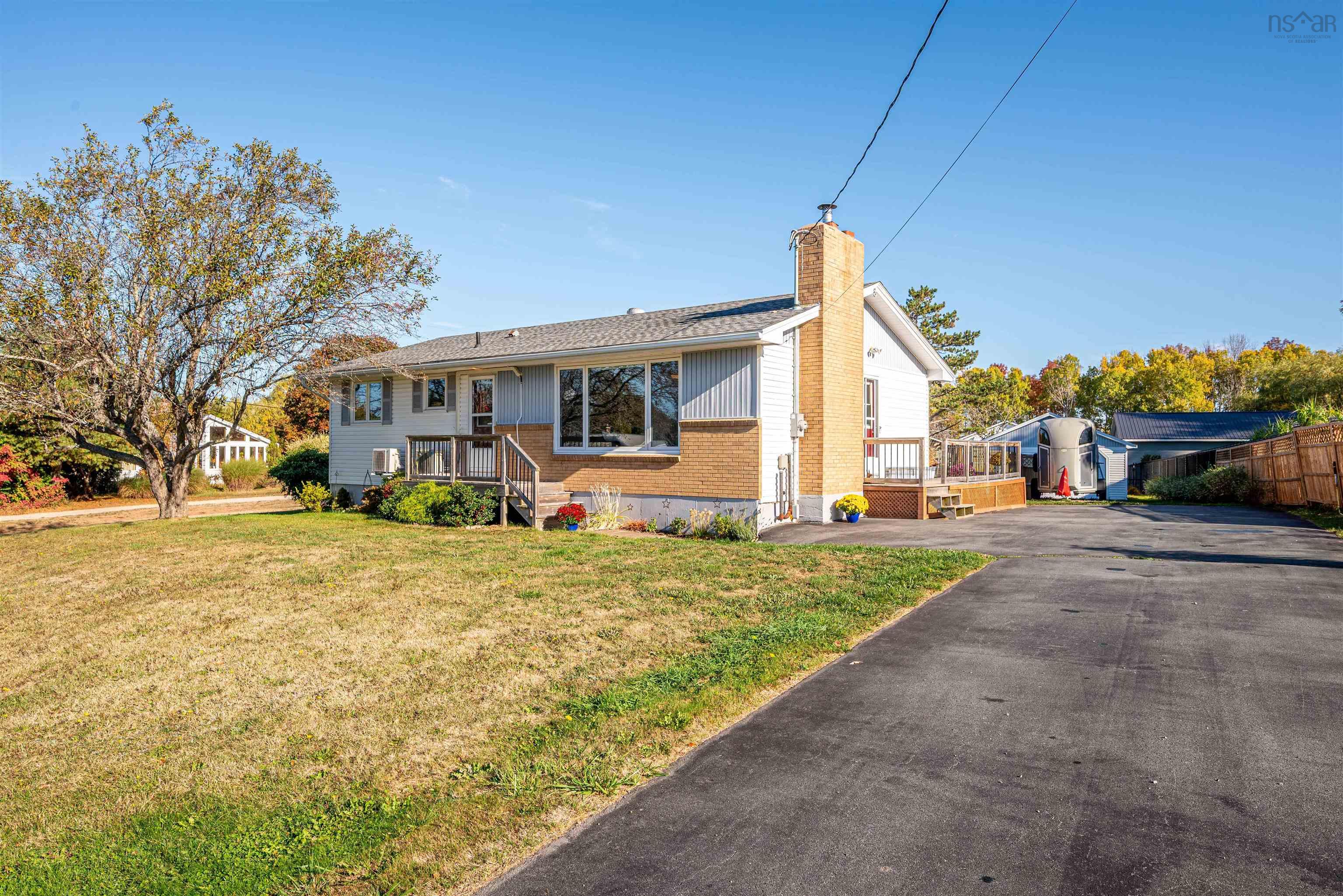 $474,900.00: 178 Town Road, Falmouth