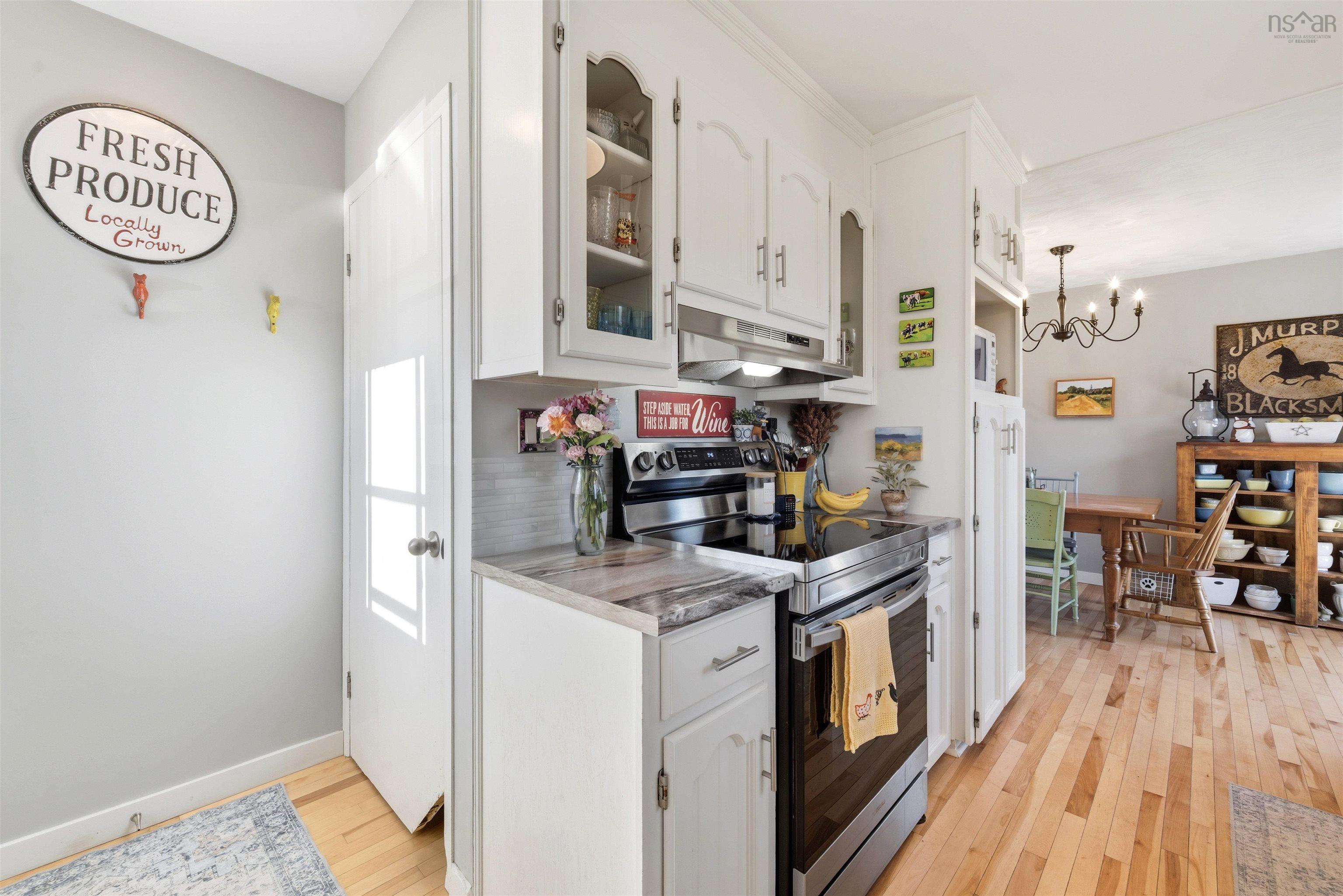 $474,900.00: 178 Town Road, Falmouth