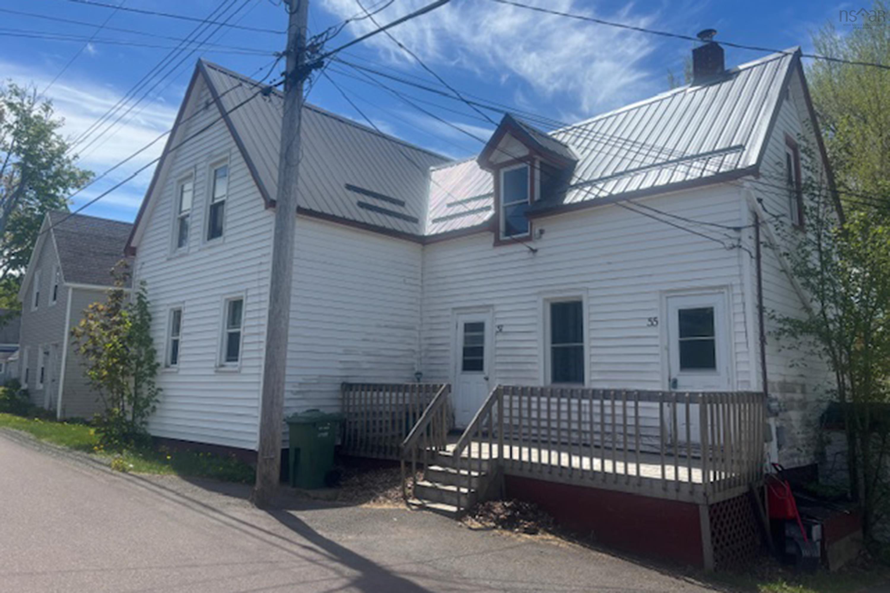 55 Elm Street, Springhill, NS (MLS 202602115)