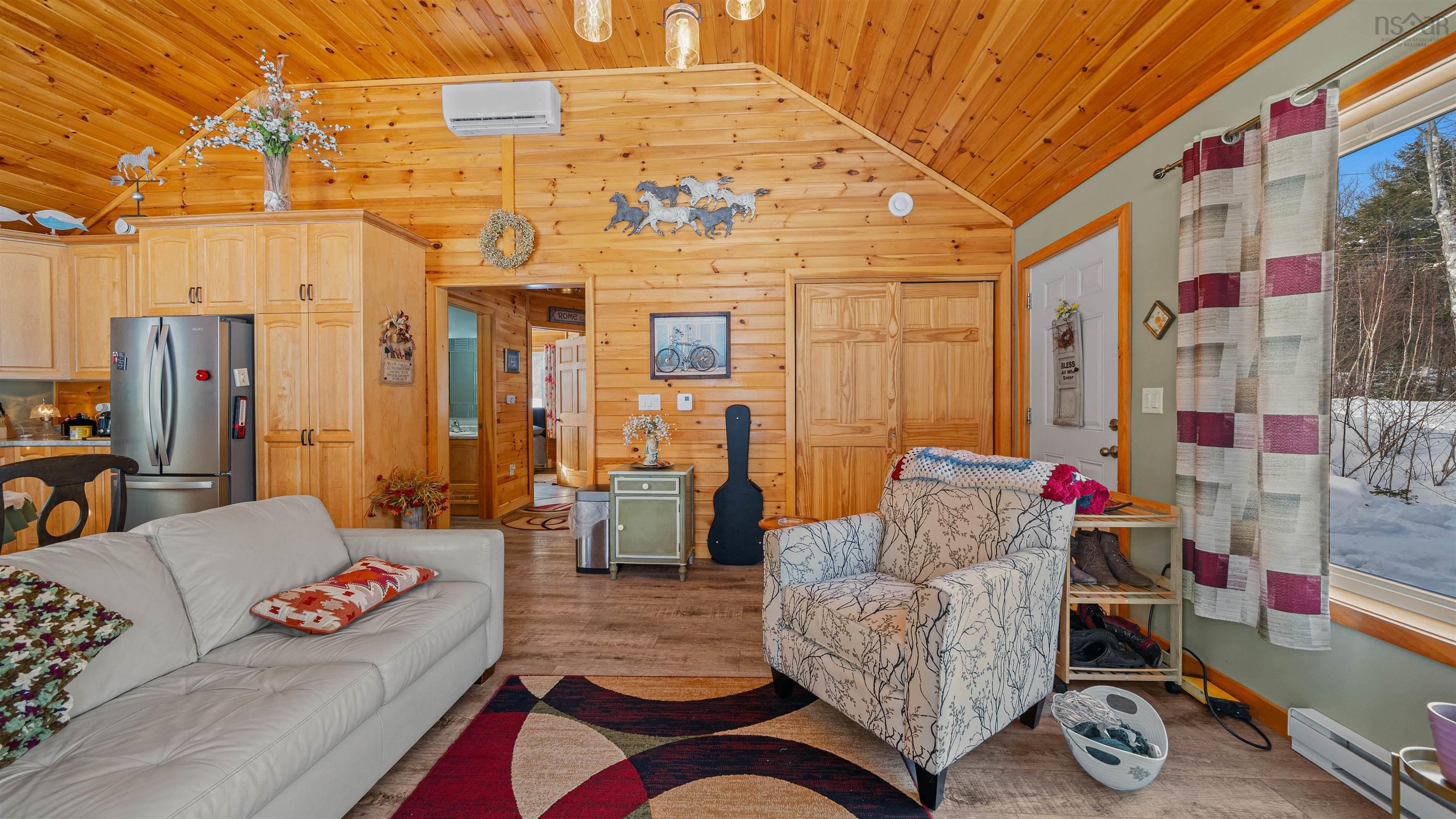 $429,900.00: 61 10 Sunshine Lane, Vaughan