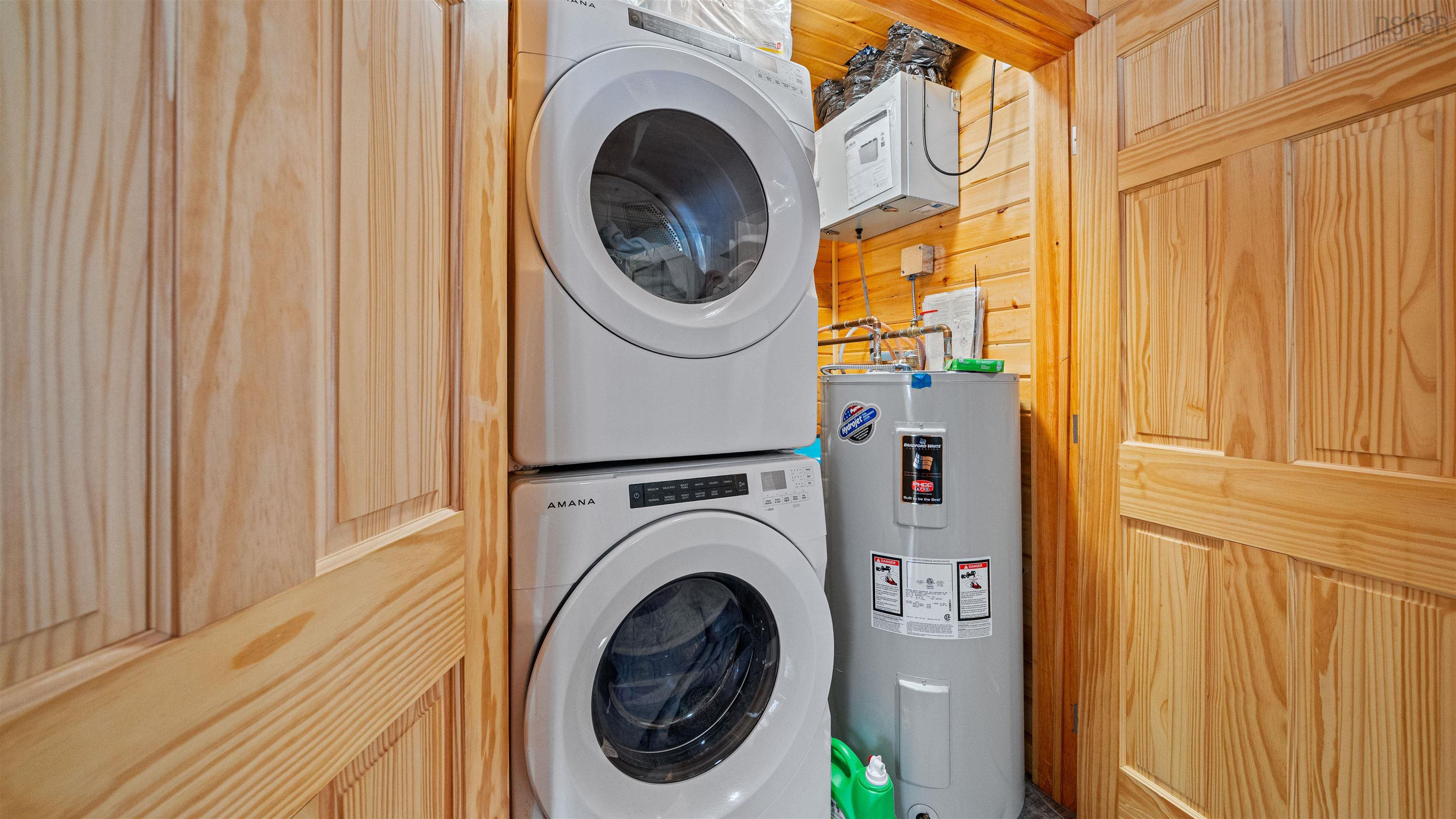 $429,900.00: 61 10 Sunshine Lane, Vaughan