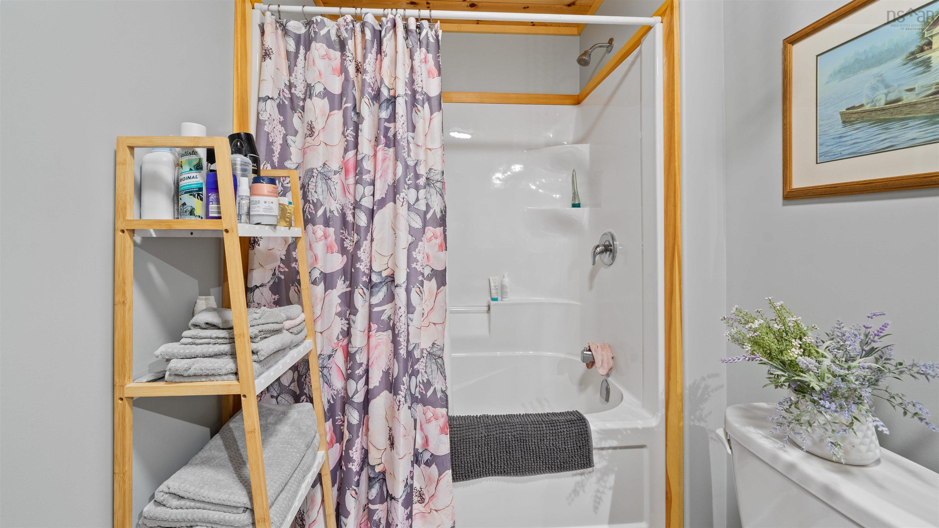 $399,999.00: 61 10 Sunshine Lane, Vaughan