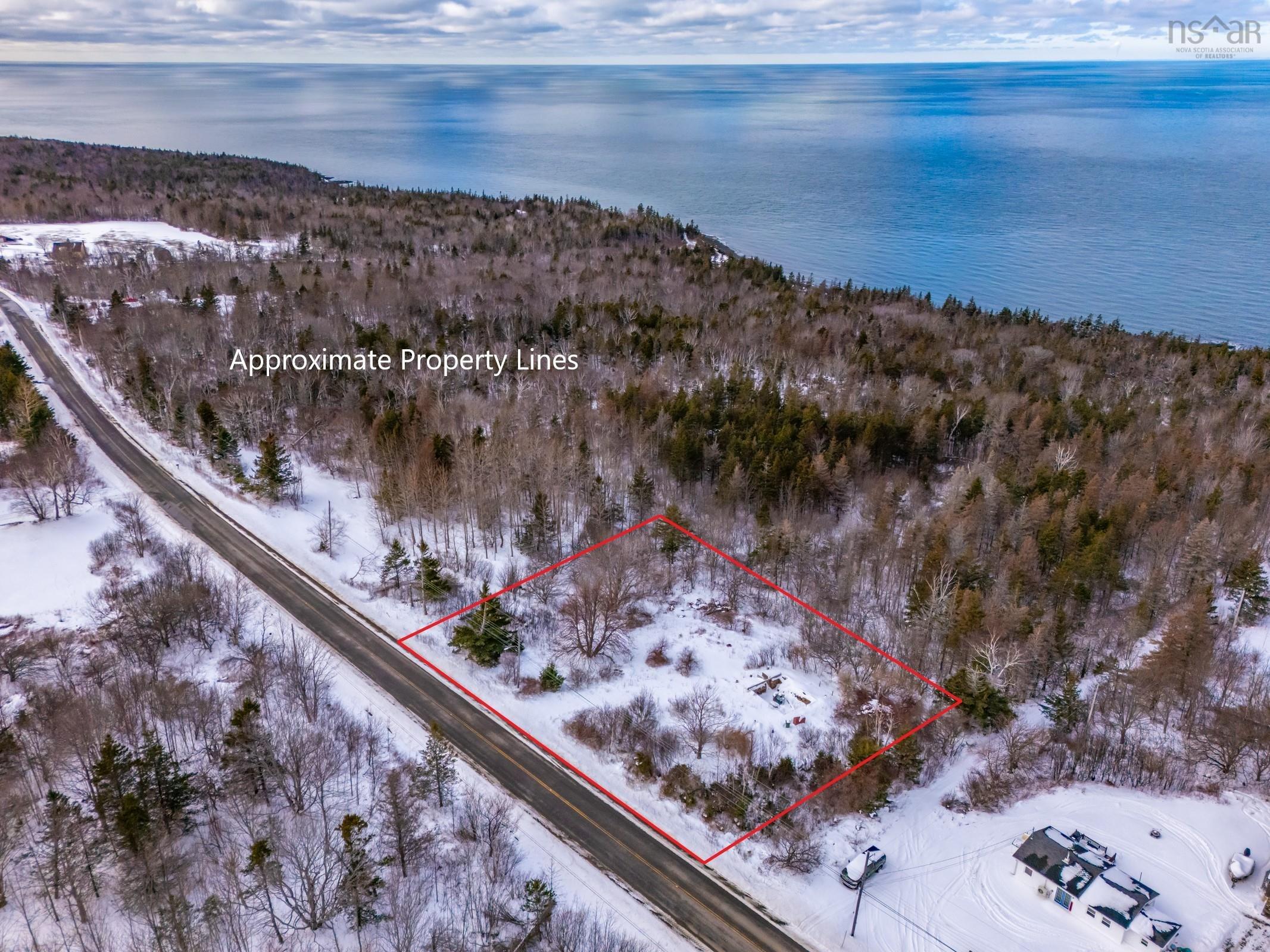 $45,000.00: 3021 Shore Road W, Litchfield