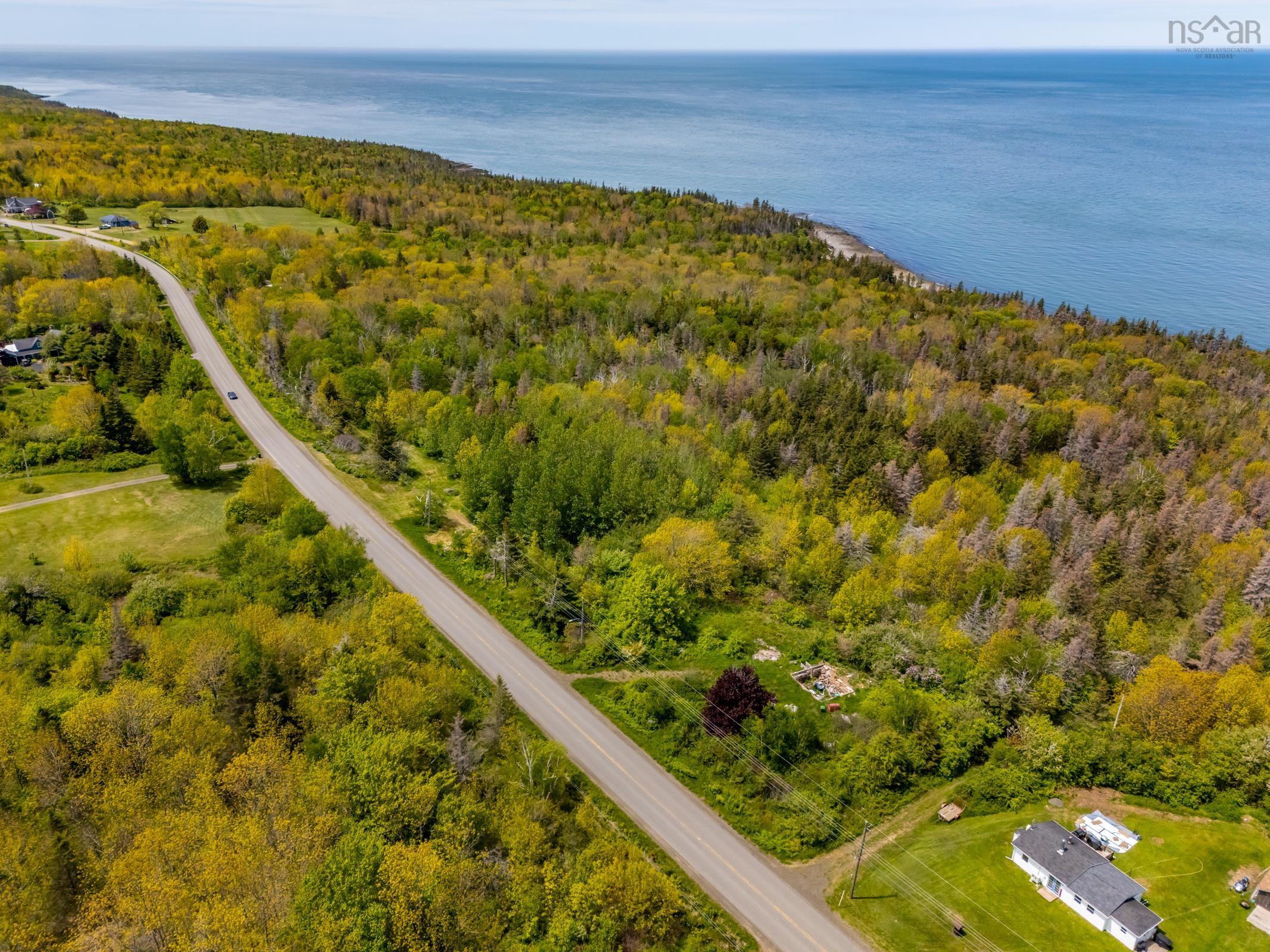 $34,500.00: 3021 Shore Road W, Litchfield