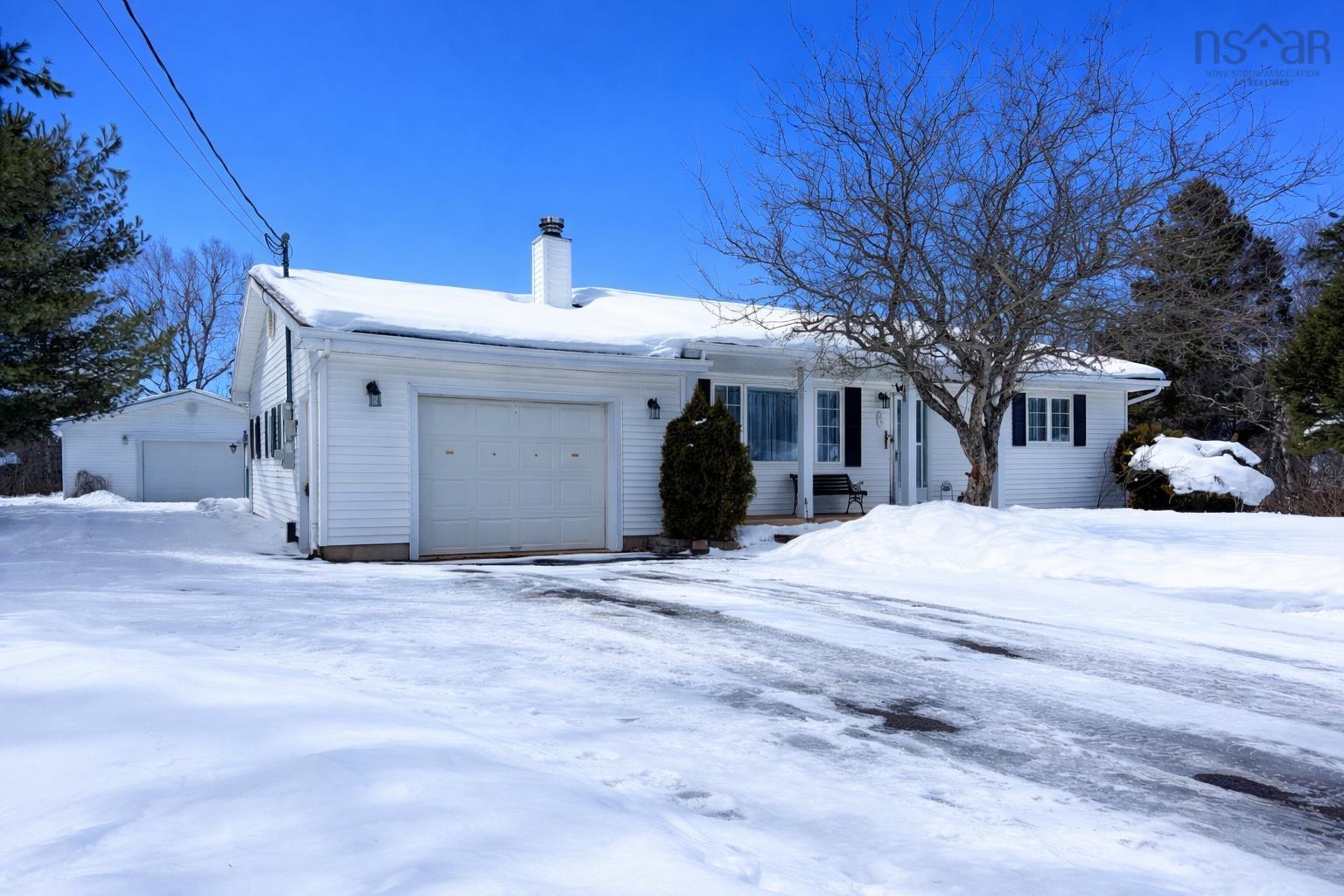 34 Riverbend Drive, Amherst, NS (MLS 202602136)