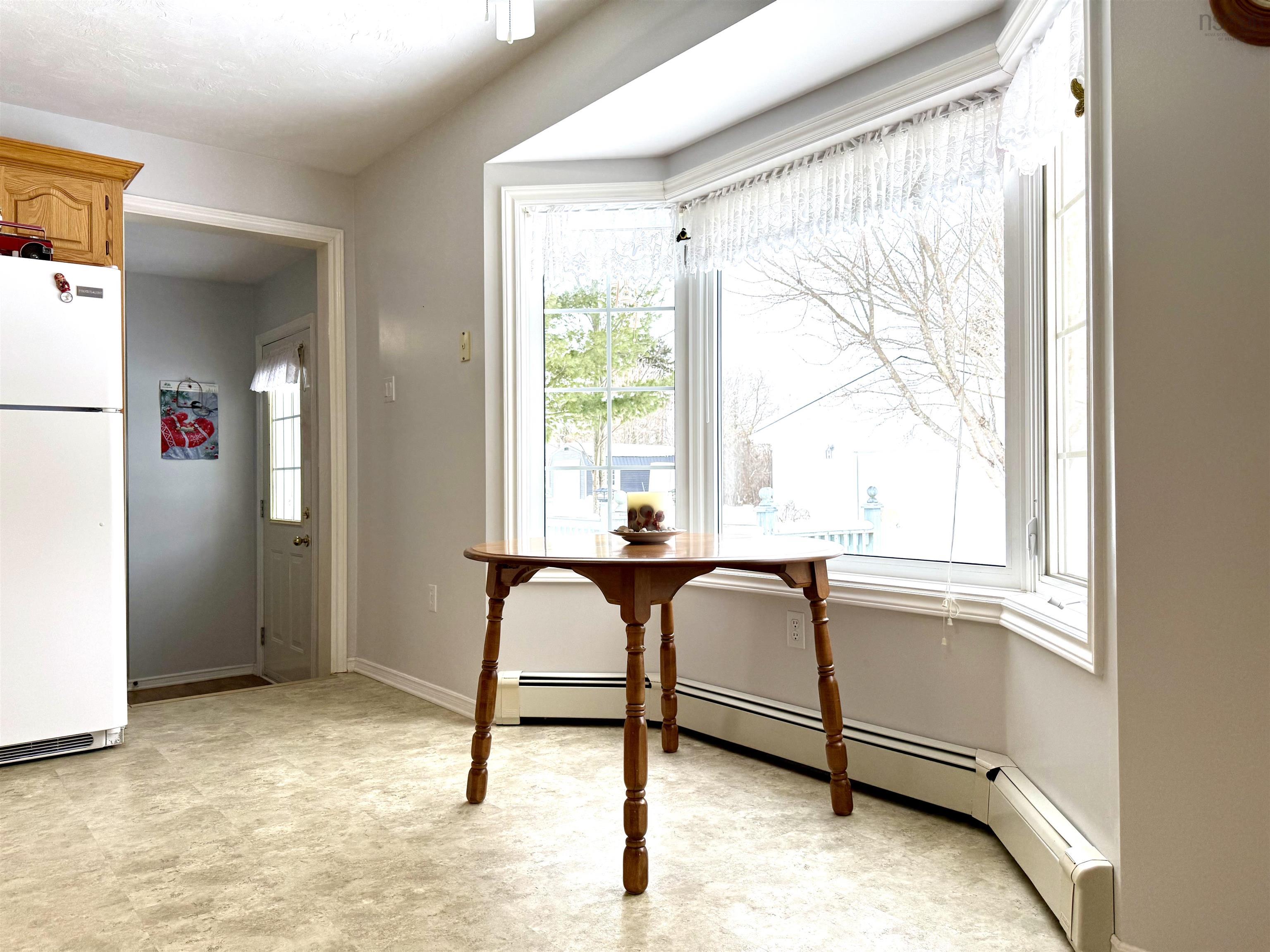 $349,900.00: 34 Riverbend Drive, Amherst