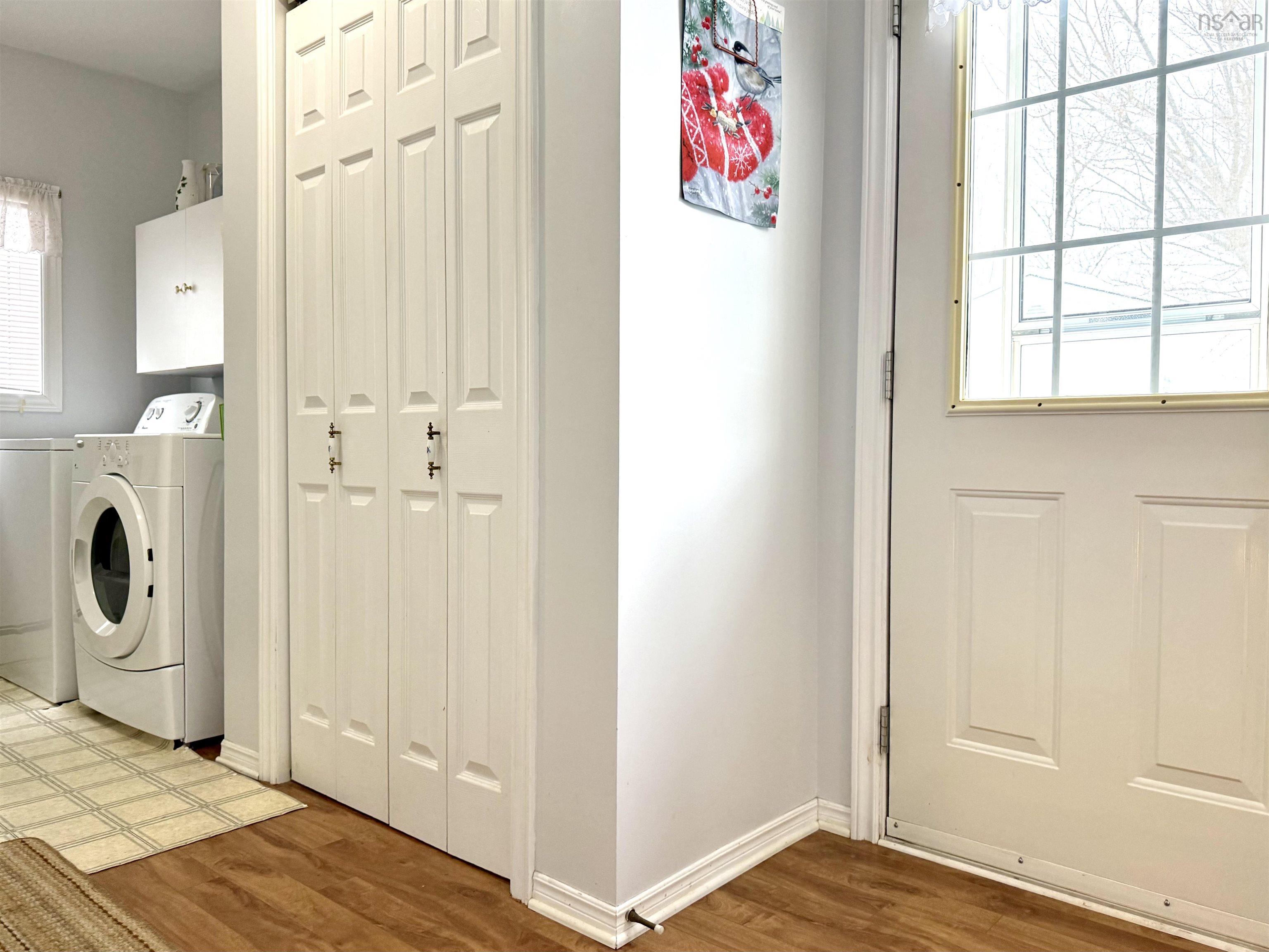 $349,900.00: 34 Riverbend Drive, Amherst