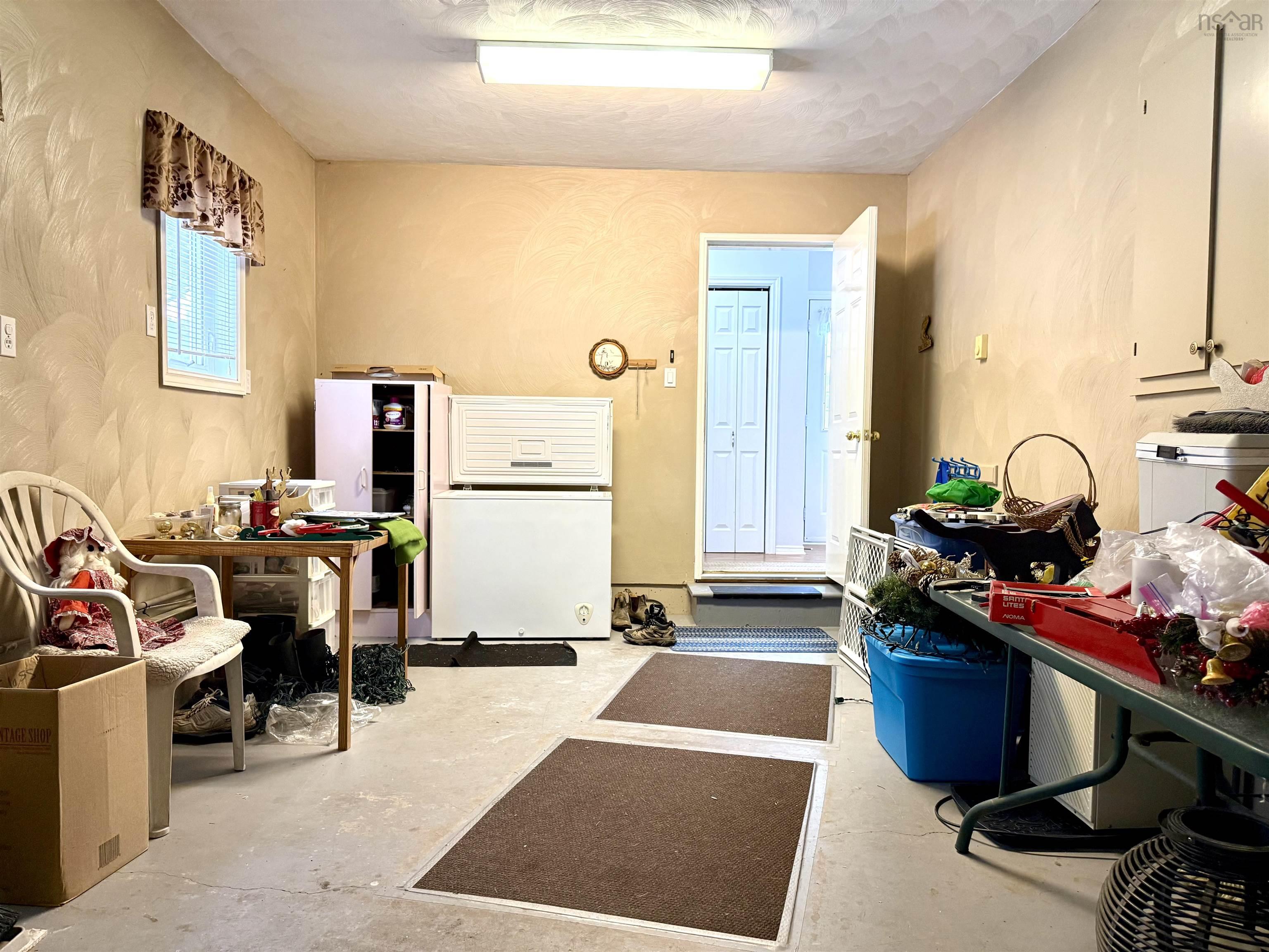 $349,900.00: 34 Riverbend Drive, Amherst