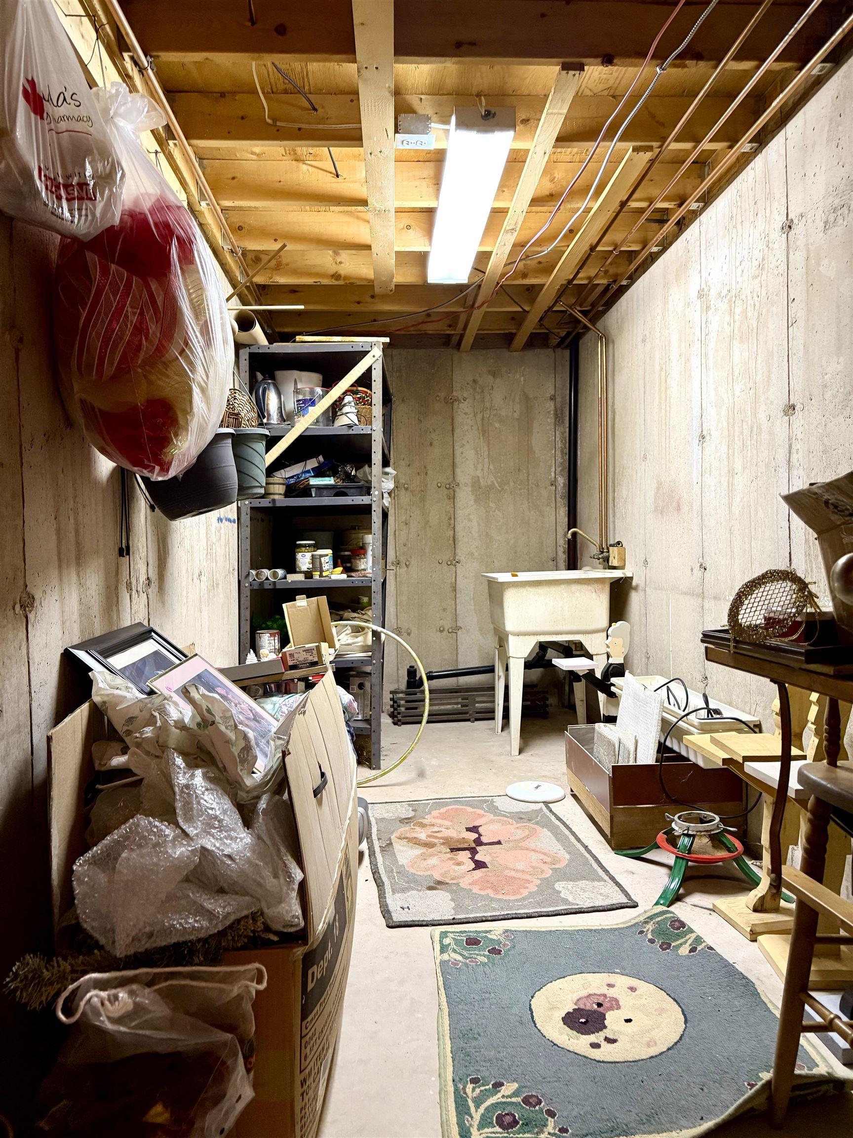 $349,900.00: 34 Riverbend Drive, Amherst