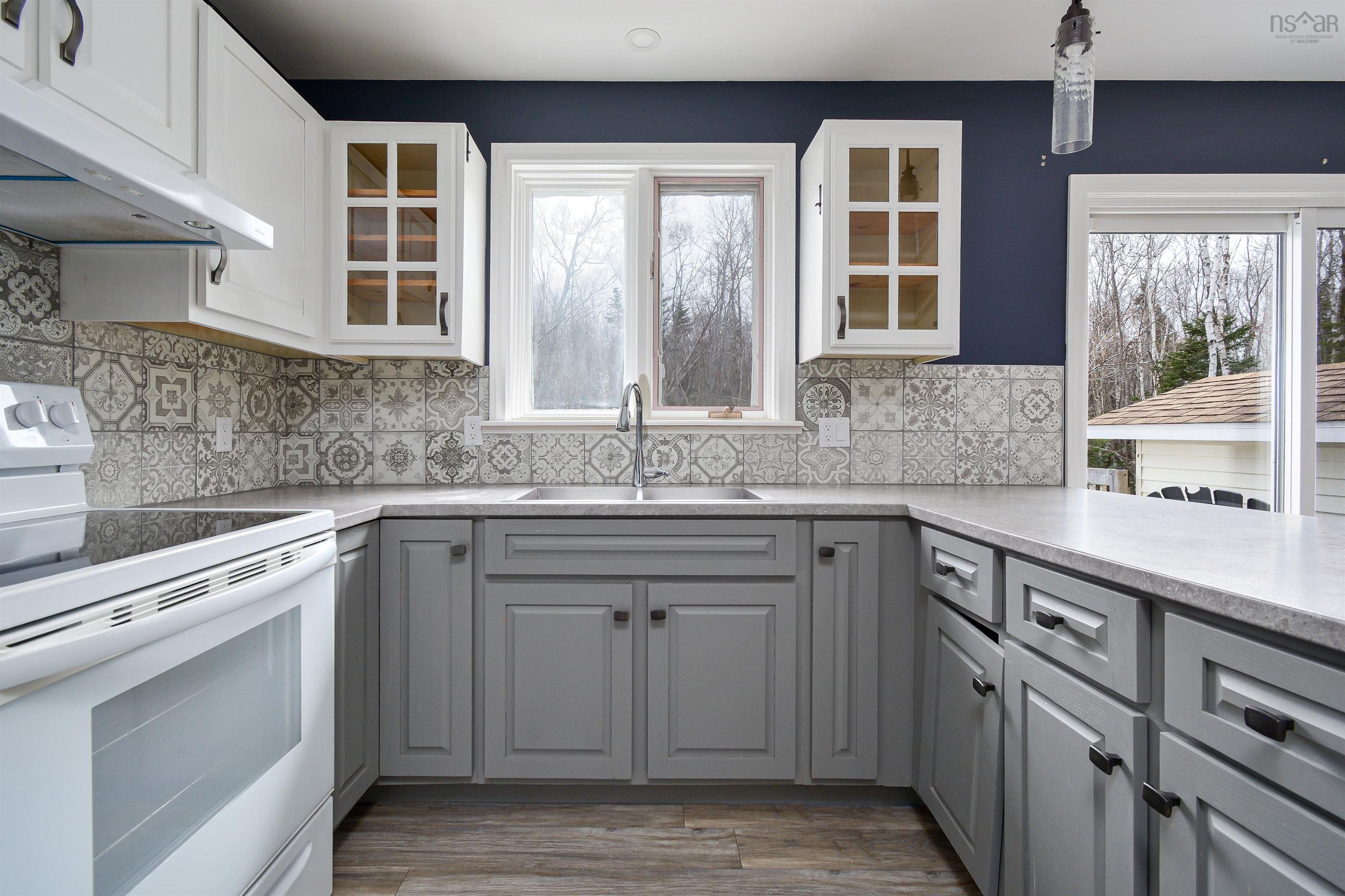 $435,000.00: 204 FATIMA Drive, Sydney River