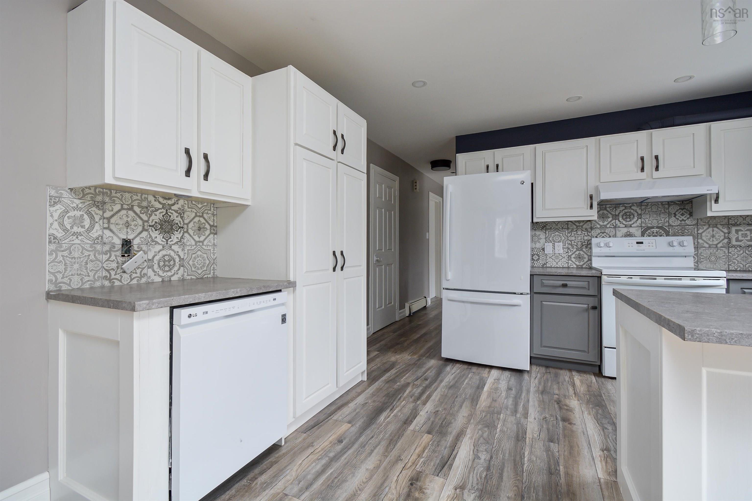 $435,000.00: 204 FATIMA Drive, Sydney River