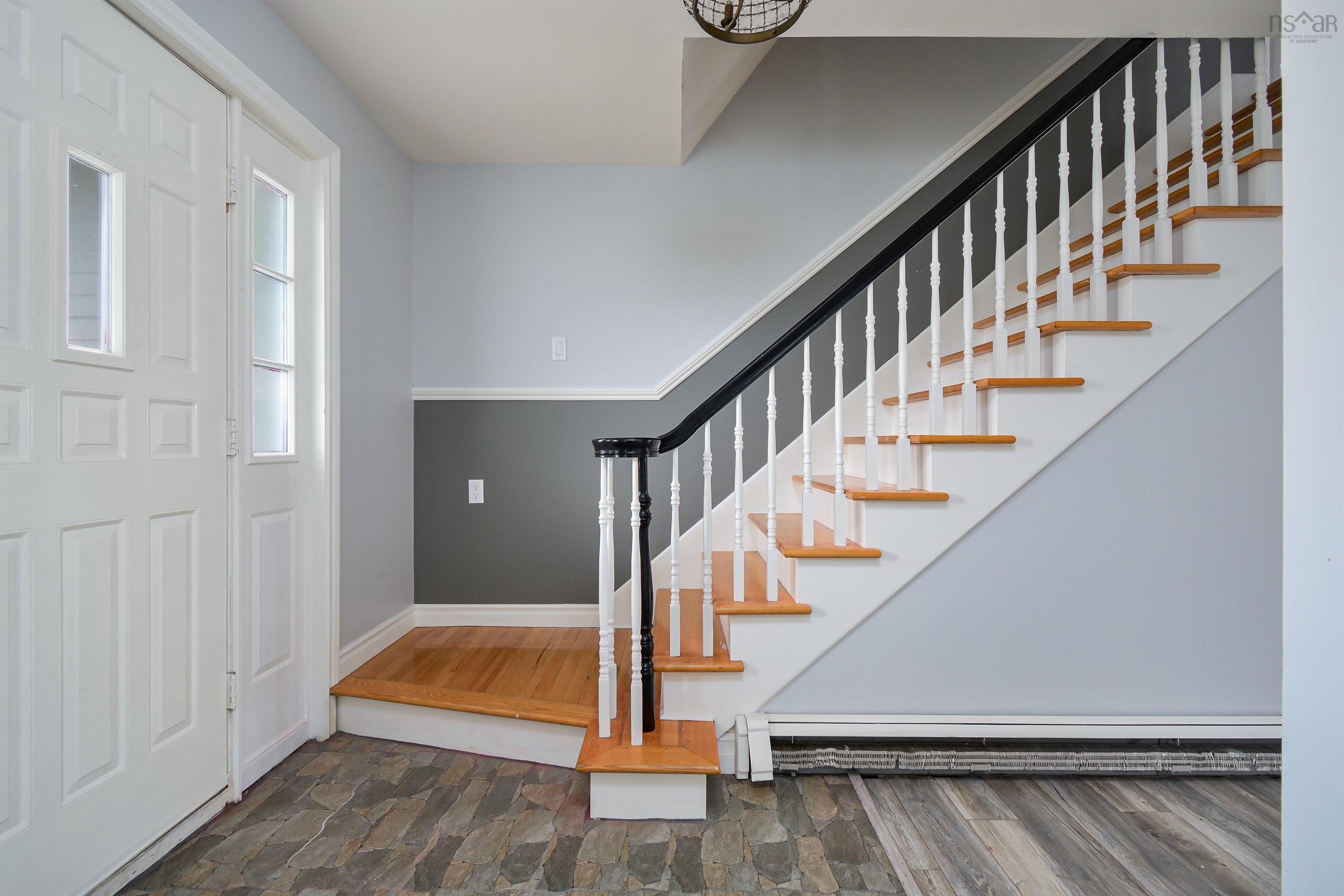 $435,000.00: 204 FATIMA Drive, Sydney River