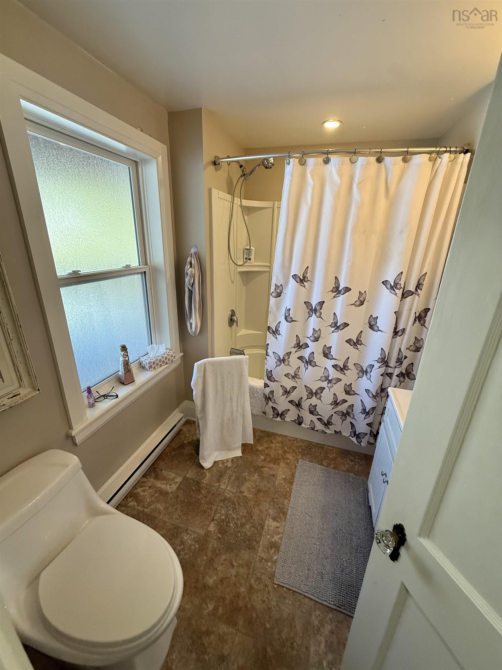 $449,000.00: 158 Dufferin Street, Bridgewater