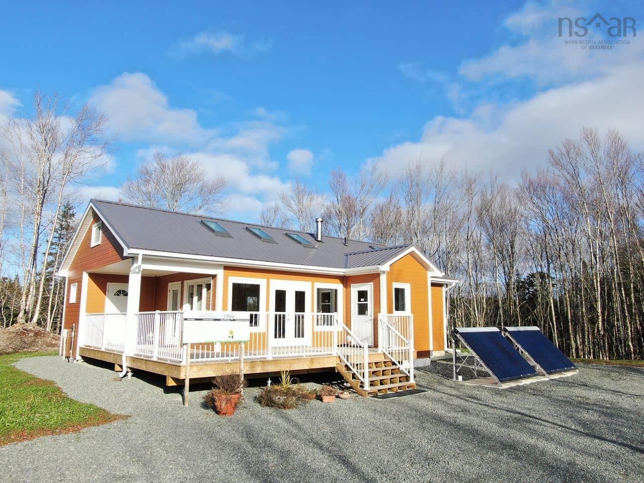 $498,000.00: 235 Condons Lake, Corbetts Cove