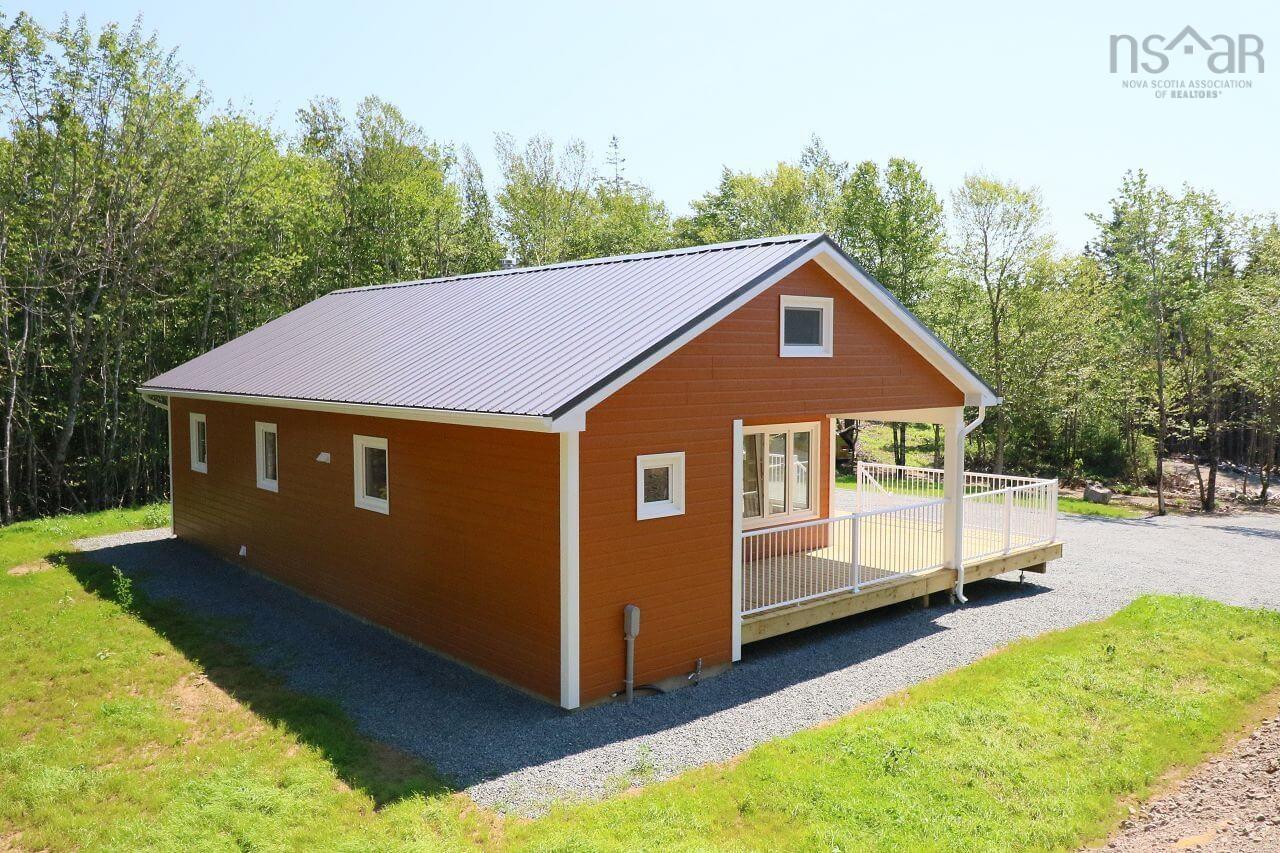 $498,000.00: 235 Condons Lake, Corbetts Cove