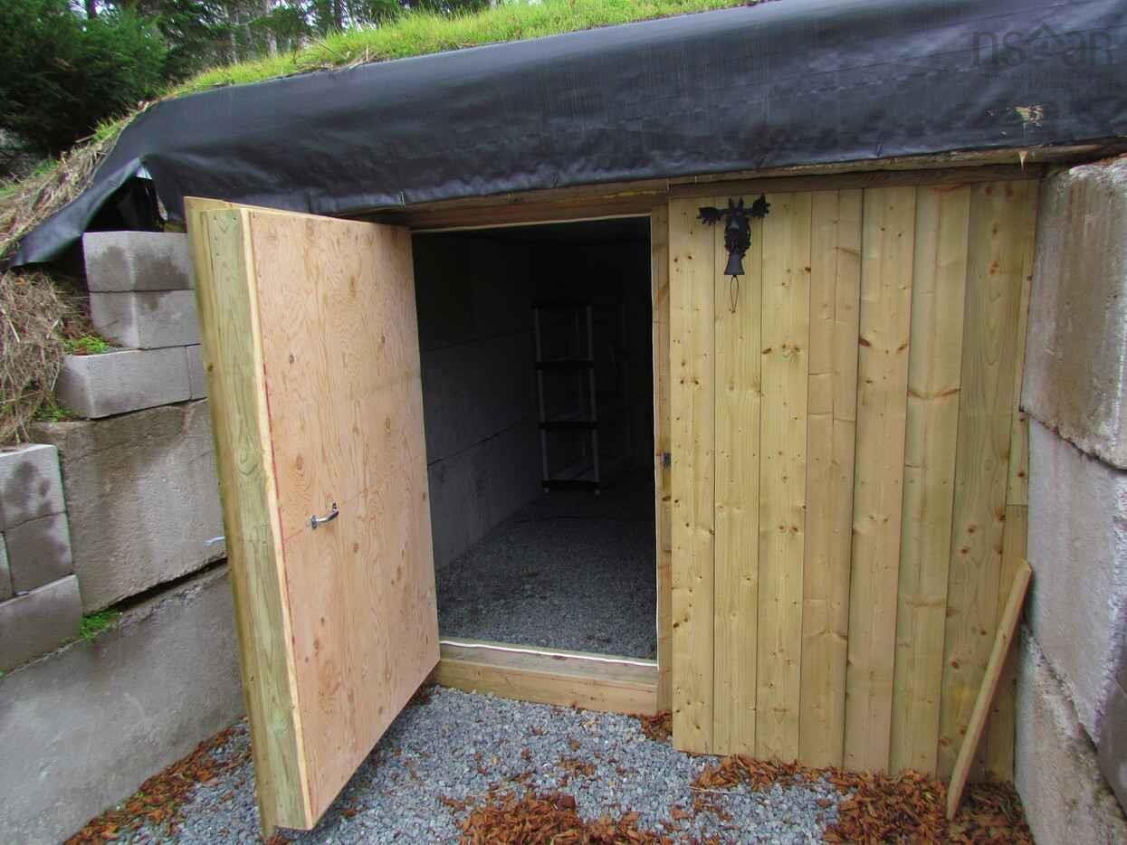 $498,000.00: 235 Condons Lake, Corbetts Cove