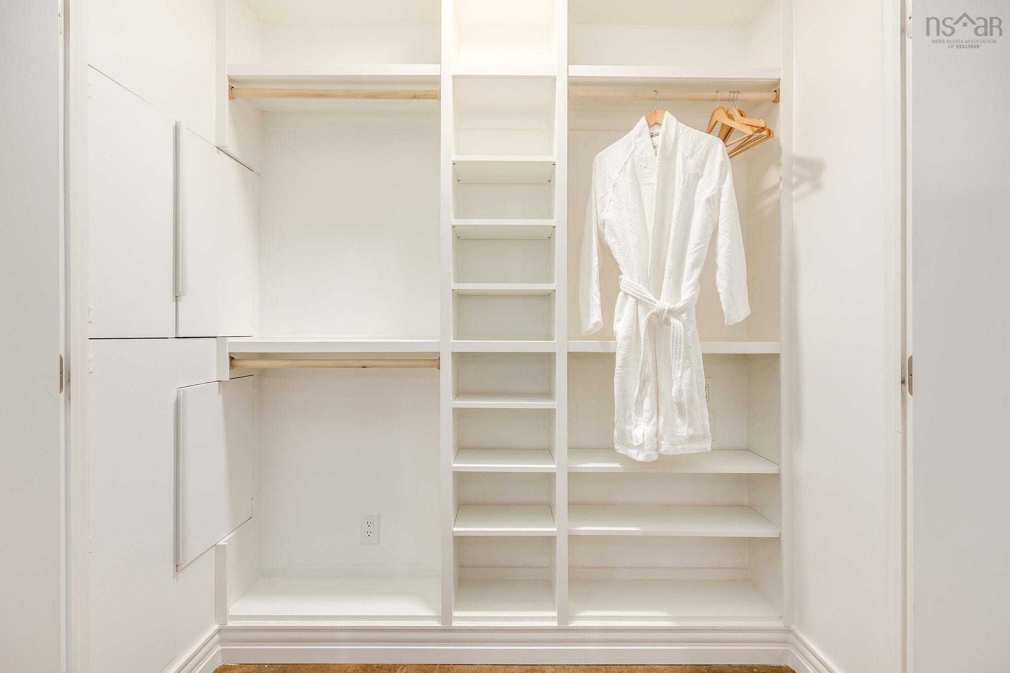 407 70 Ochterloney Street, Dartmouth, NS (MLS 202602148)