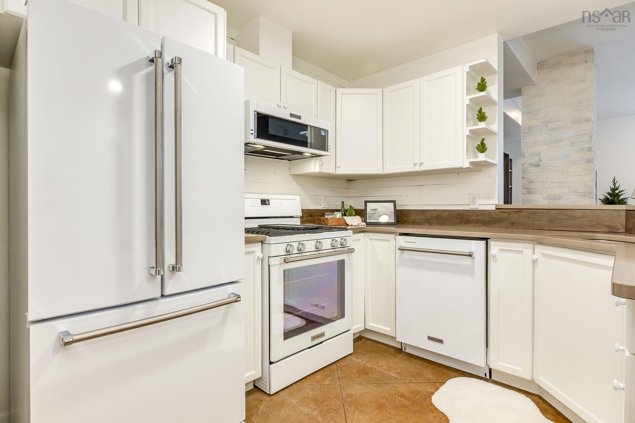 407 70 Ochterloney Street, Dartmouth, NS (MLS 202602148)