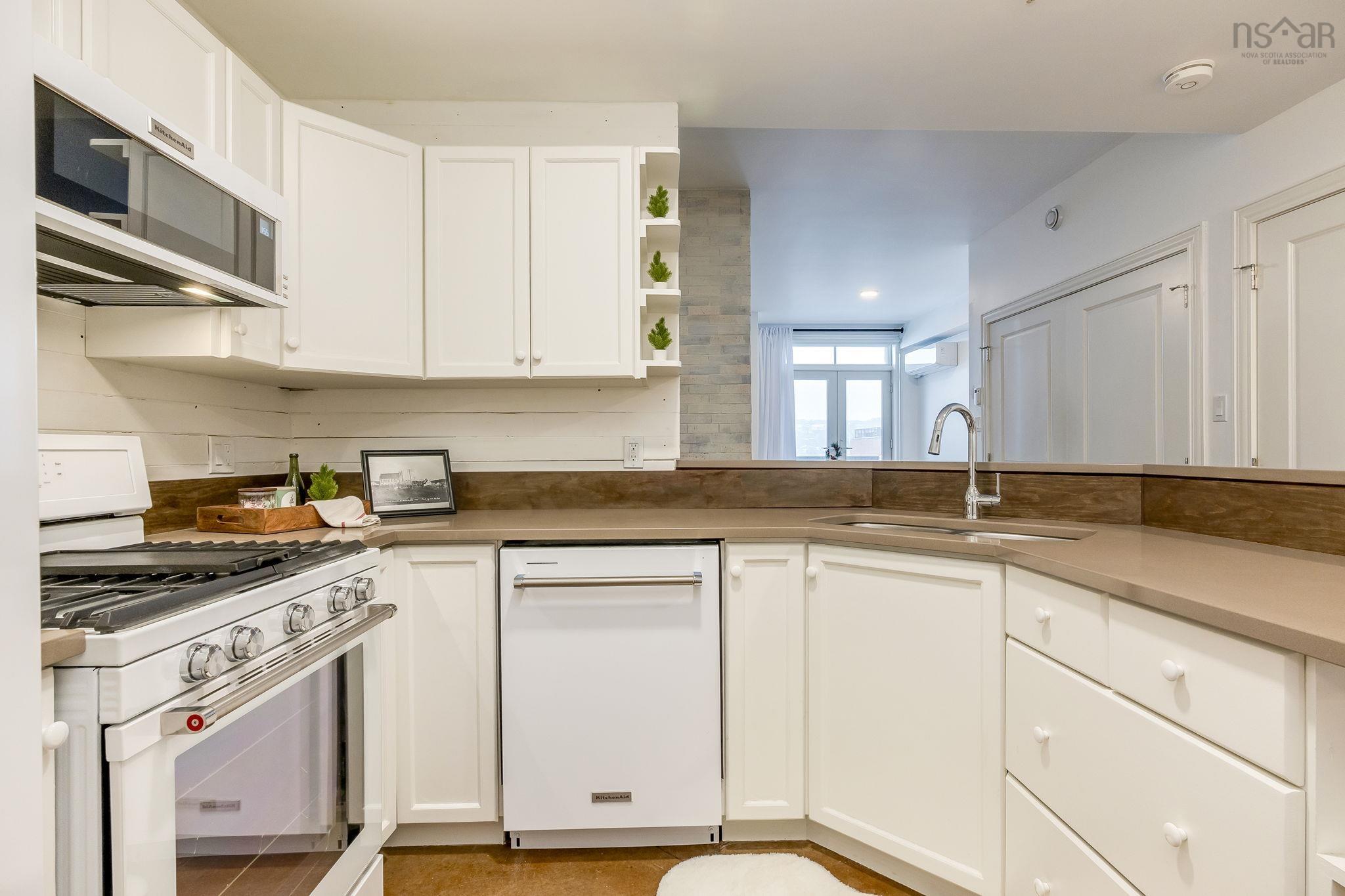 407 70 Ochterloney Street, Dartmouth, NS (MLS 202602148)