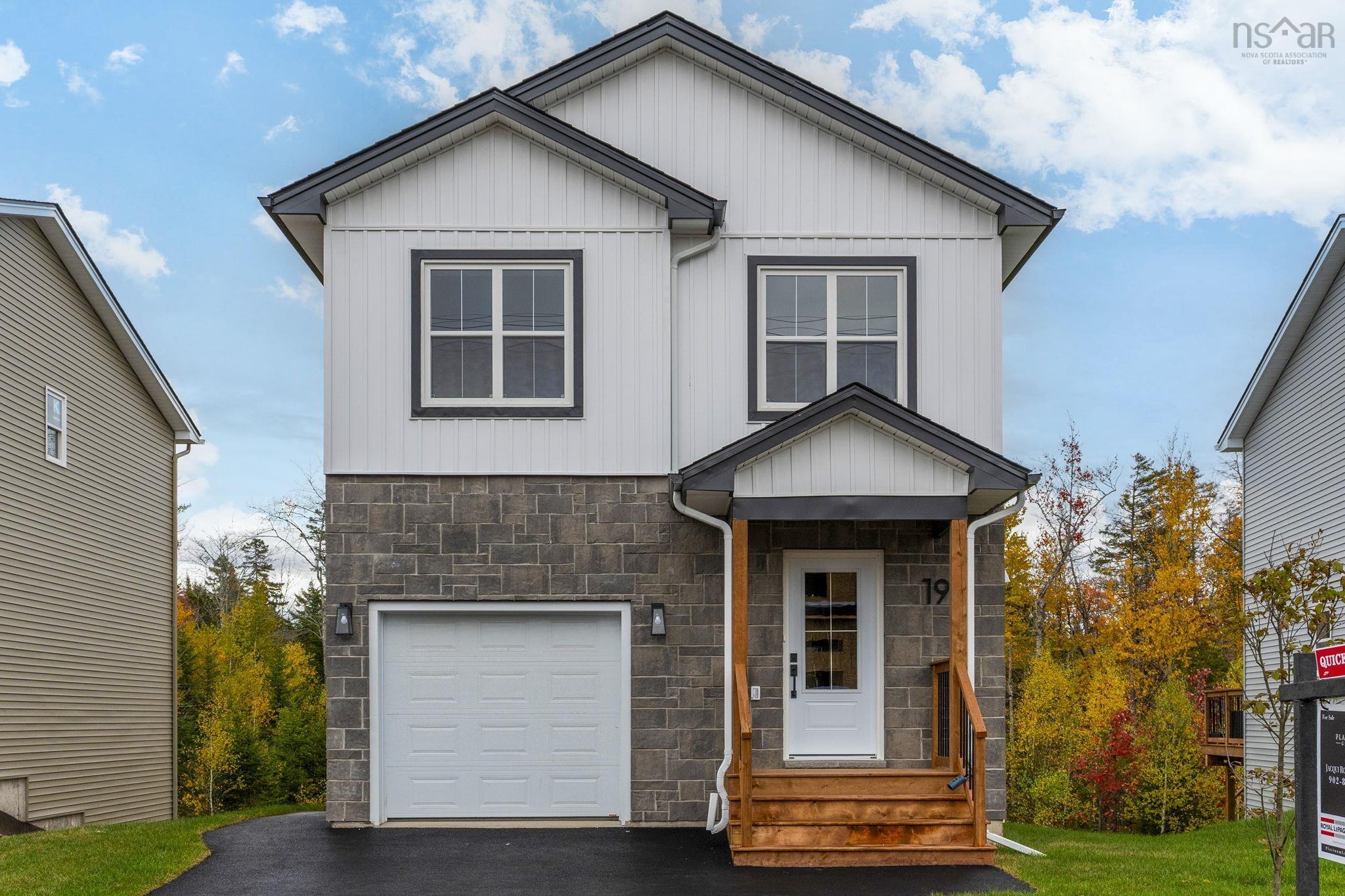$614,900.00: DA-57 193 Darner Drive, Beaver Bank