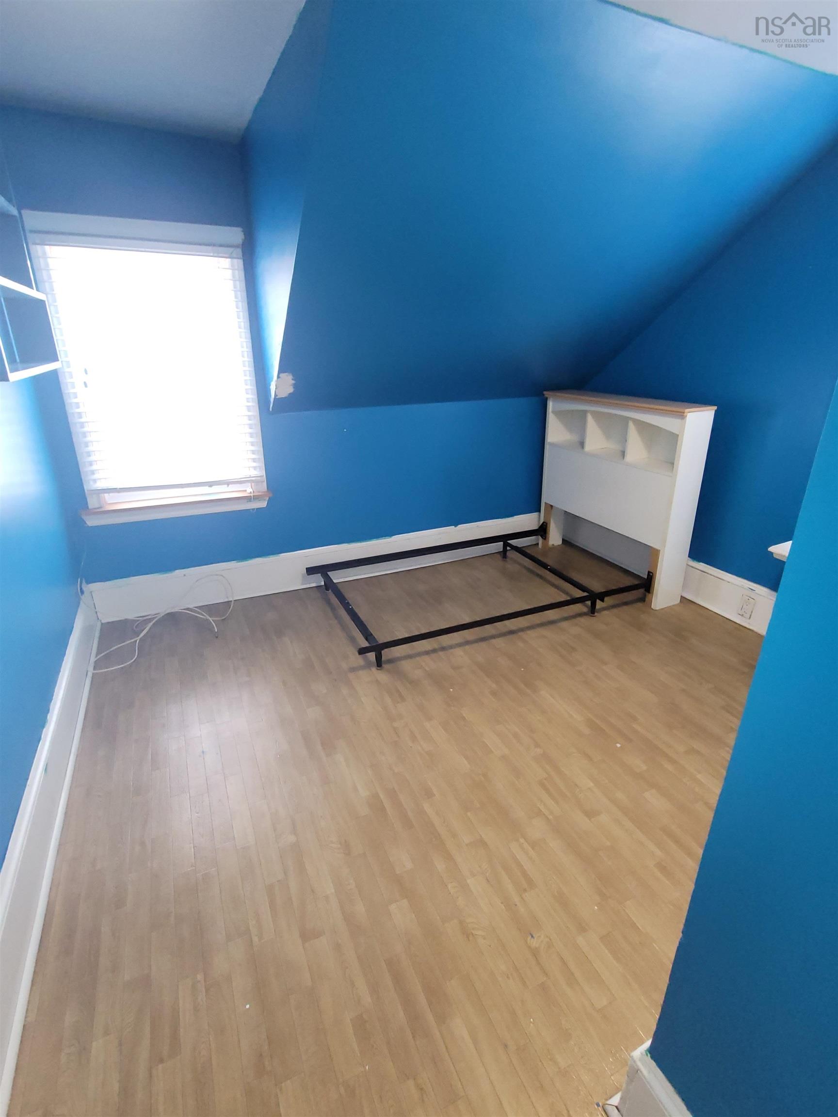 $219,000.00: 34 Cottage Street, Dominion