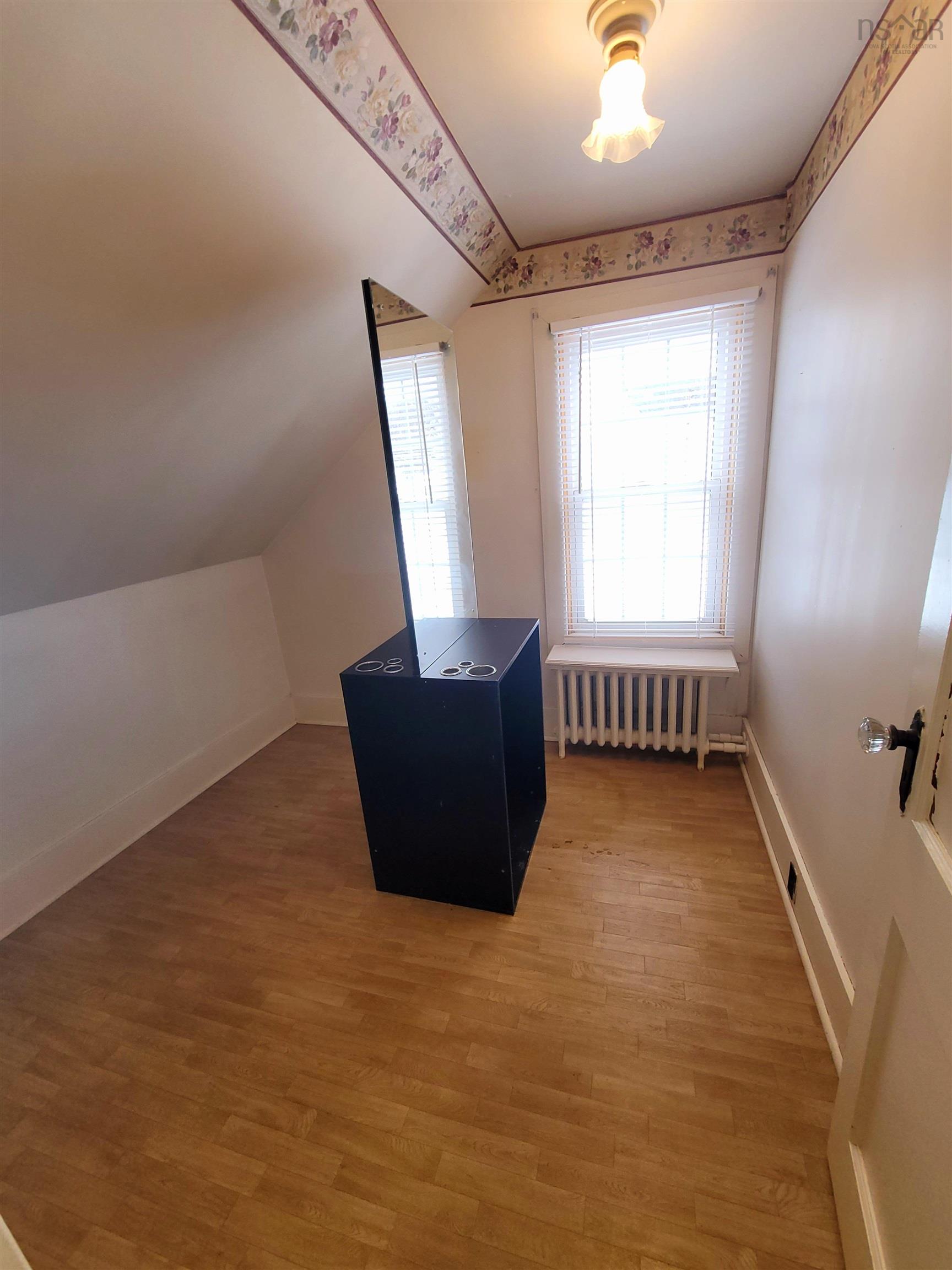 $219,000.00: 34 Cottage Street, Dominion