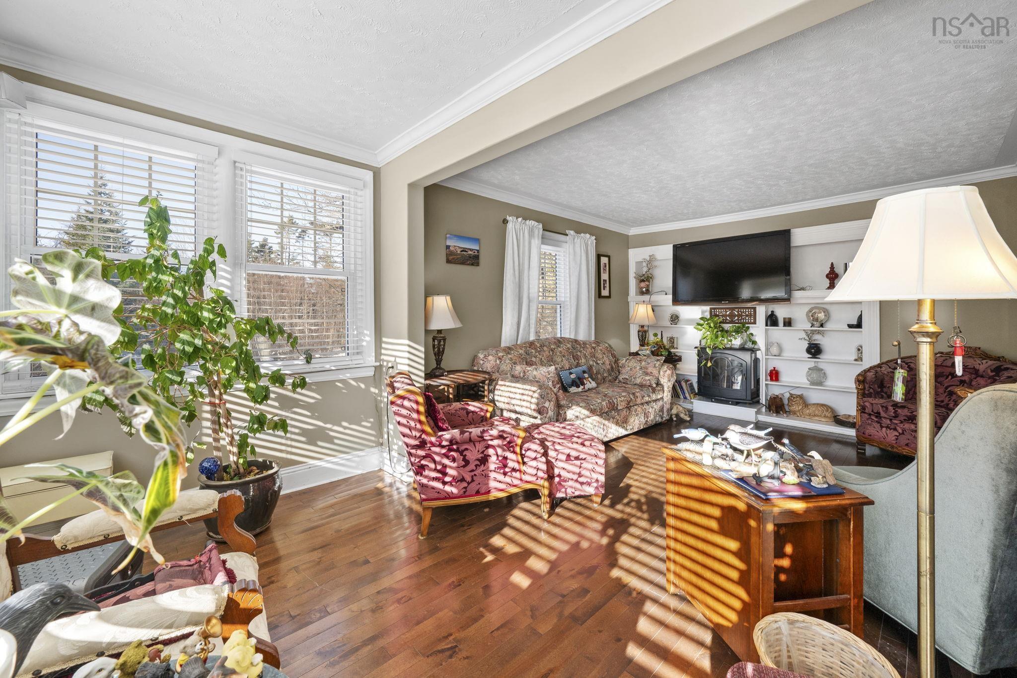 $399,900.00: 7739 Highway 7, Musquodoboit Harbour