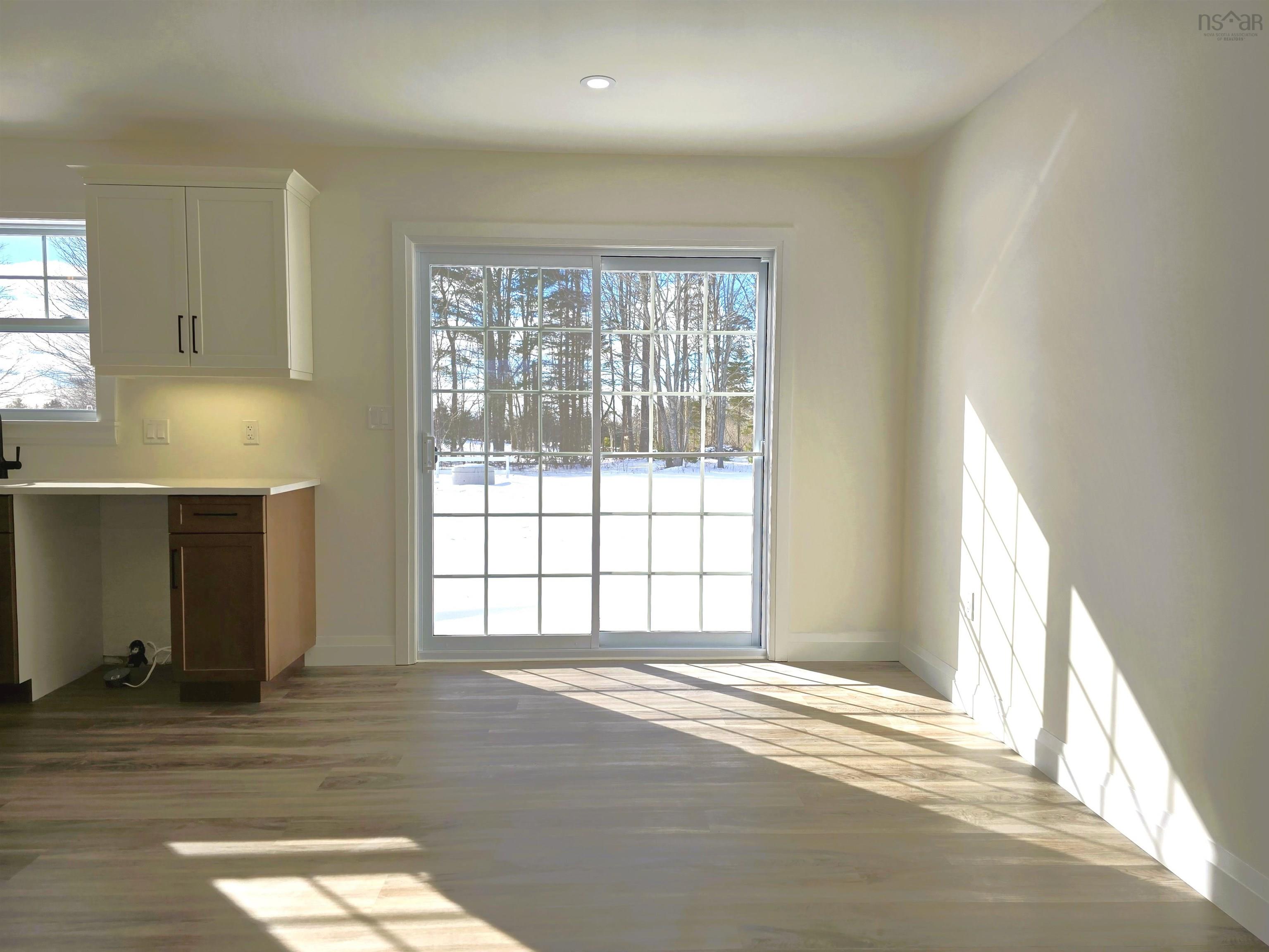 $425,000.00: 3045 Northfield Road, Upper Northfield