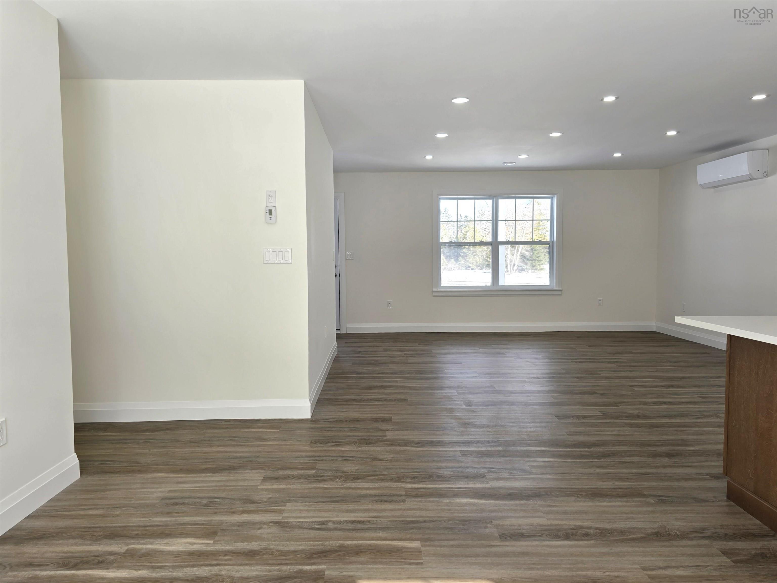 $425,000.00: 3045 Northfield Road, Upper Northfield