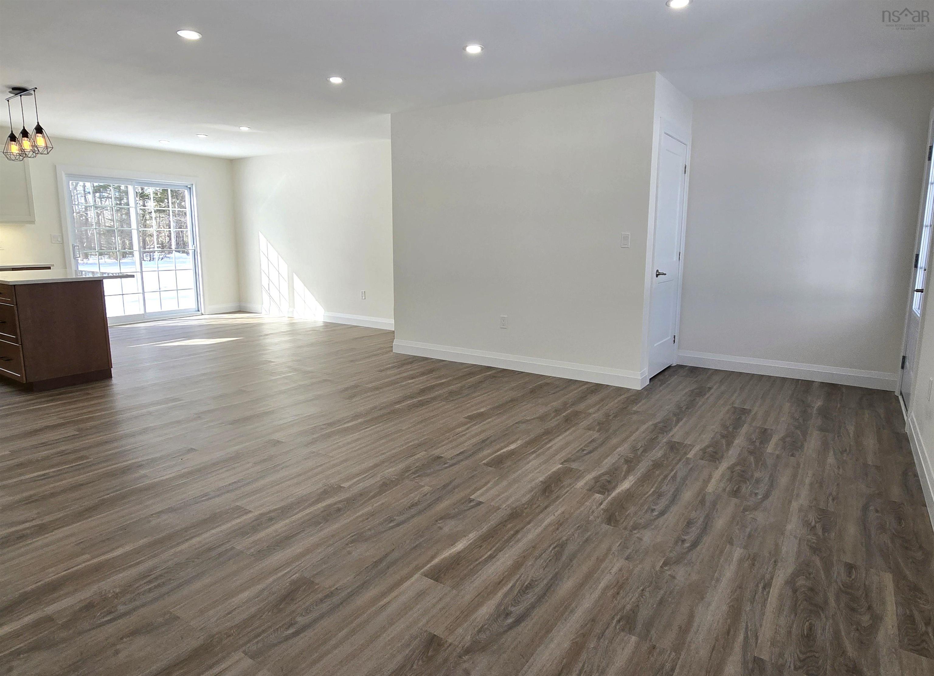 $425,000.00: 3045 Northfield Road, Upper Northfield