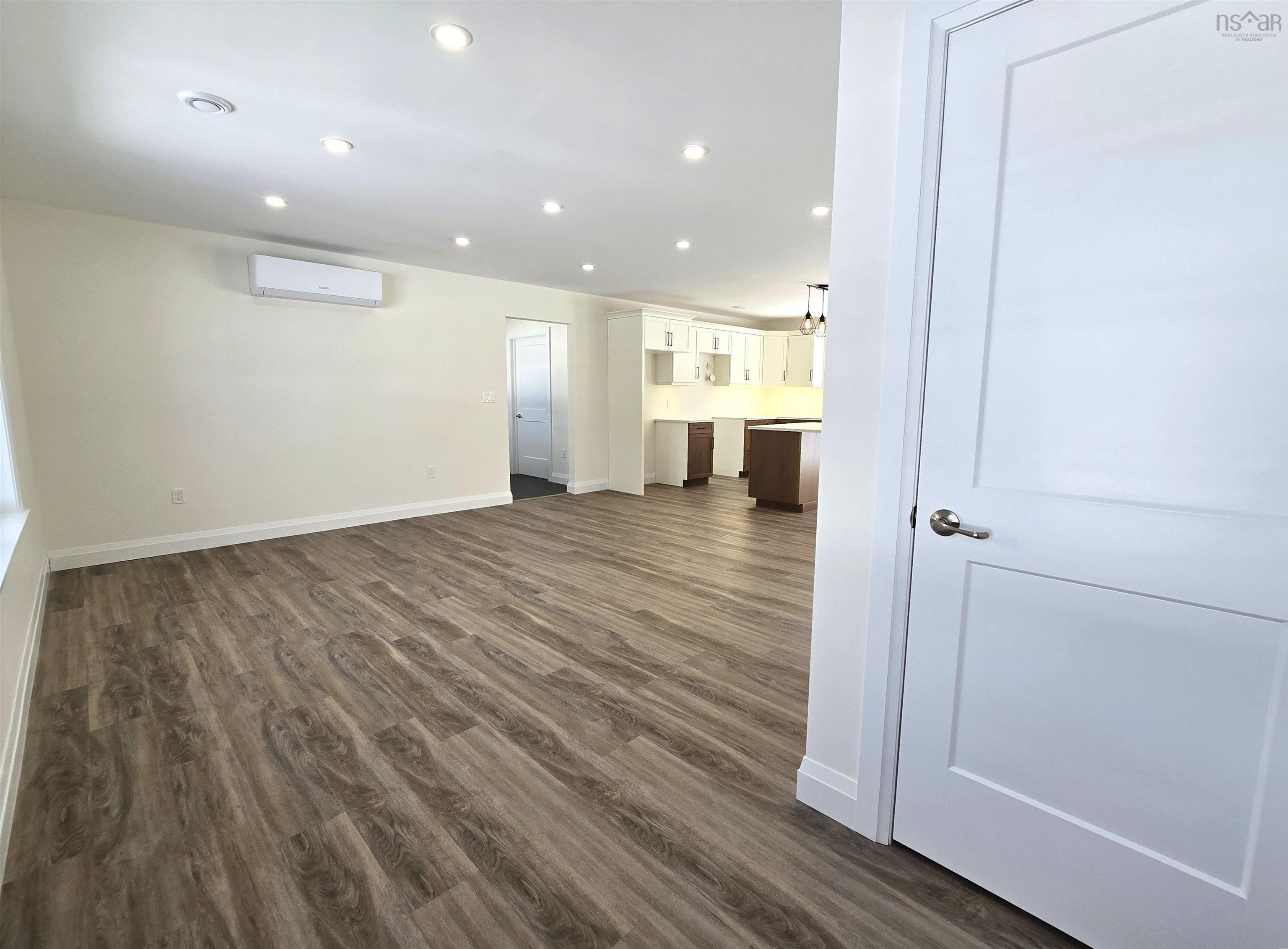 $425,000.00: 3045 Northfield Road, Upper Northfield