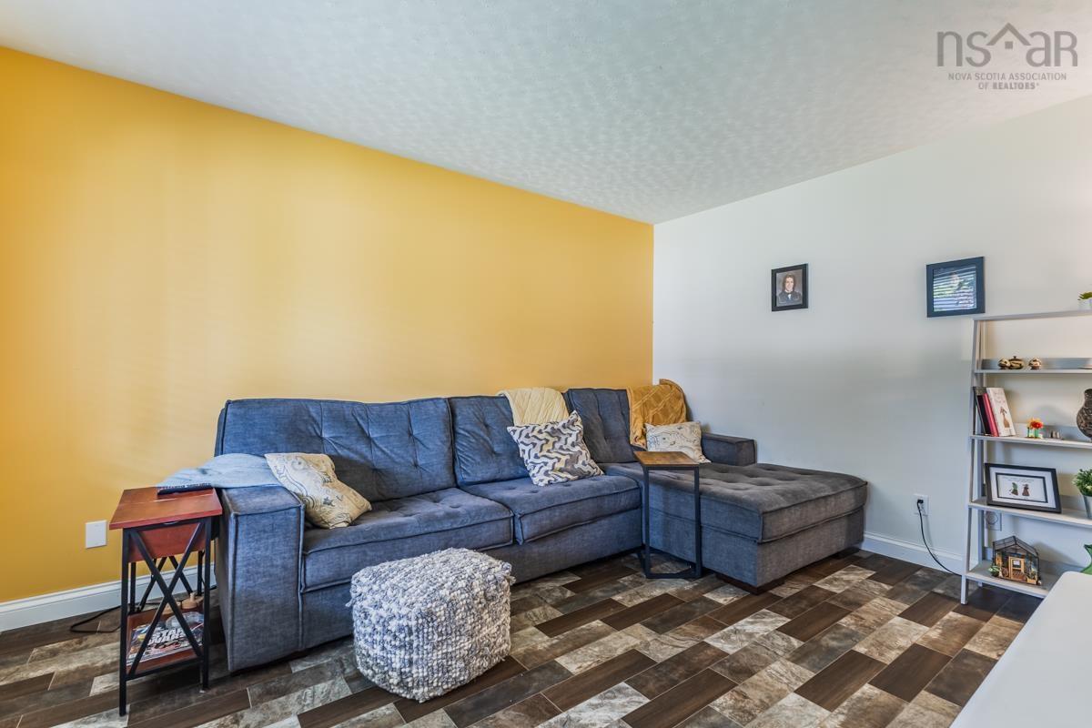 $534,500.00: 122 MEADOWLAND Avenue, Bible Hill