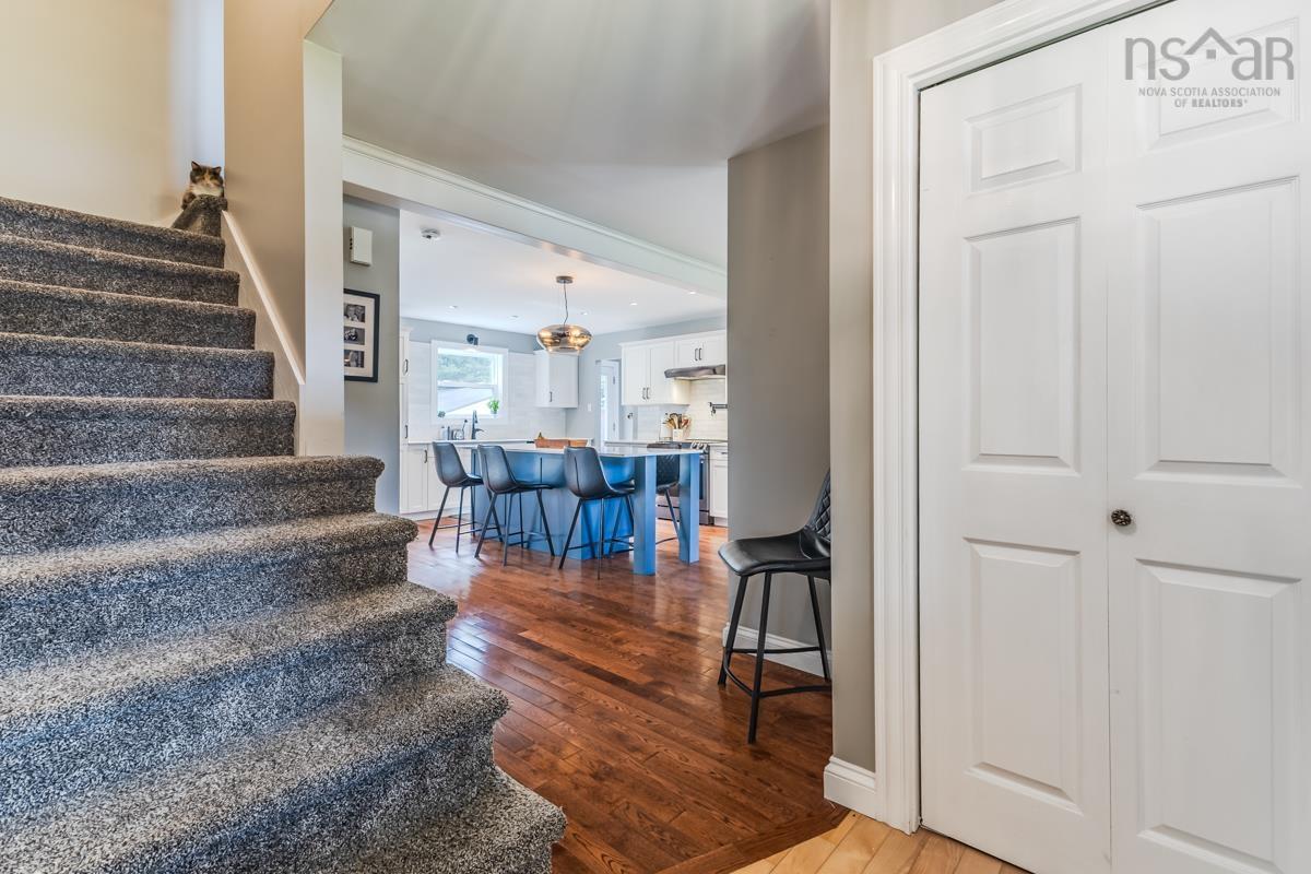 $534,500.00: 122 MEADOWLAND Avenue, Bible Hill